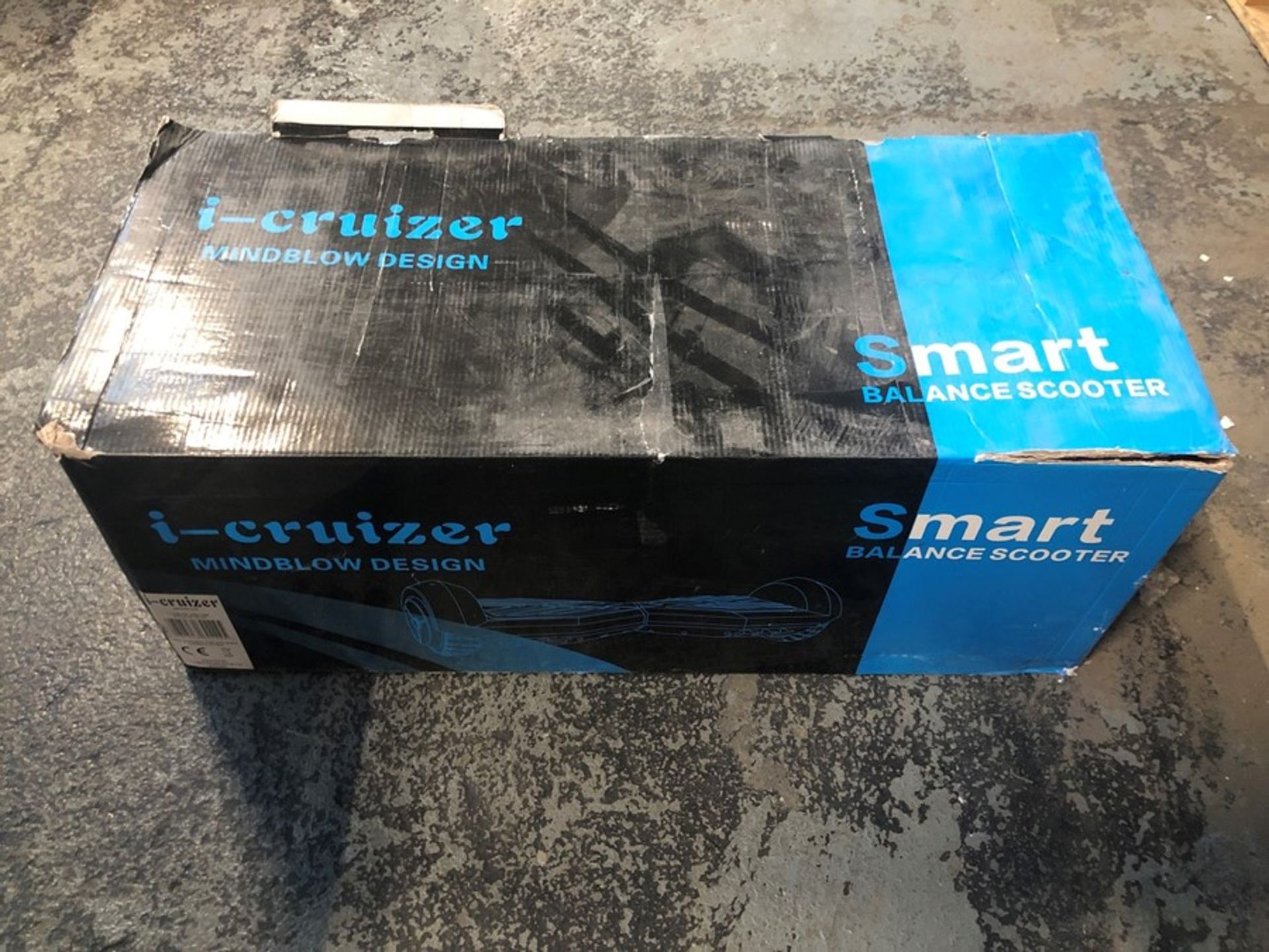 1 BOXED UNTESTED I CRUIZER MINDBLOW DESIGN SMART BALANCE SCOOTER / RRP £259.99 (PUBLIC VIEWING
