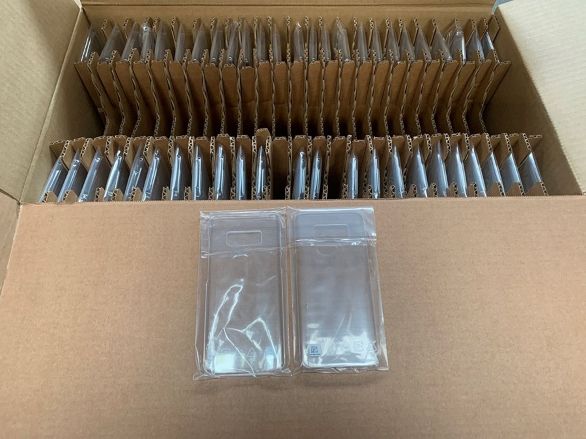 1 LOT TO CONTAIN 50 SAMSUNG S8 CLEAR PHONE CASES / RRP £149.50 (PUBLIC VIEWING AVAILABLE)