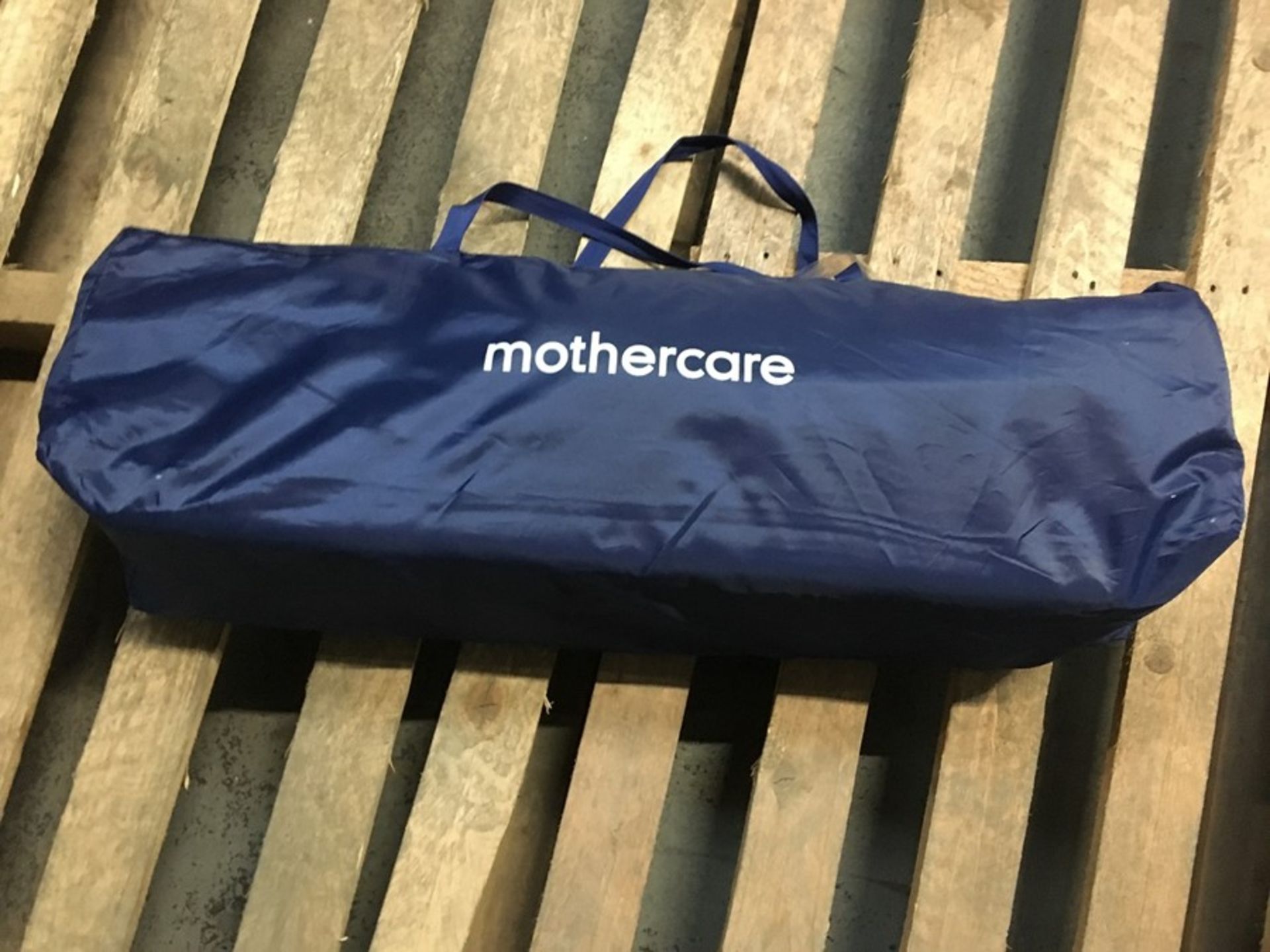 1 BAGGED MOTHERCARE TRAVEL COT / RRP £40.00 (PUBLIC VIEWING AVAILABLE)