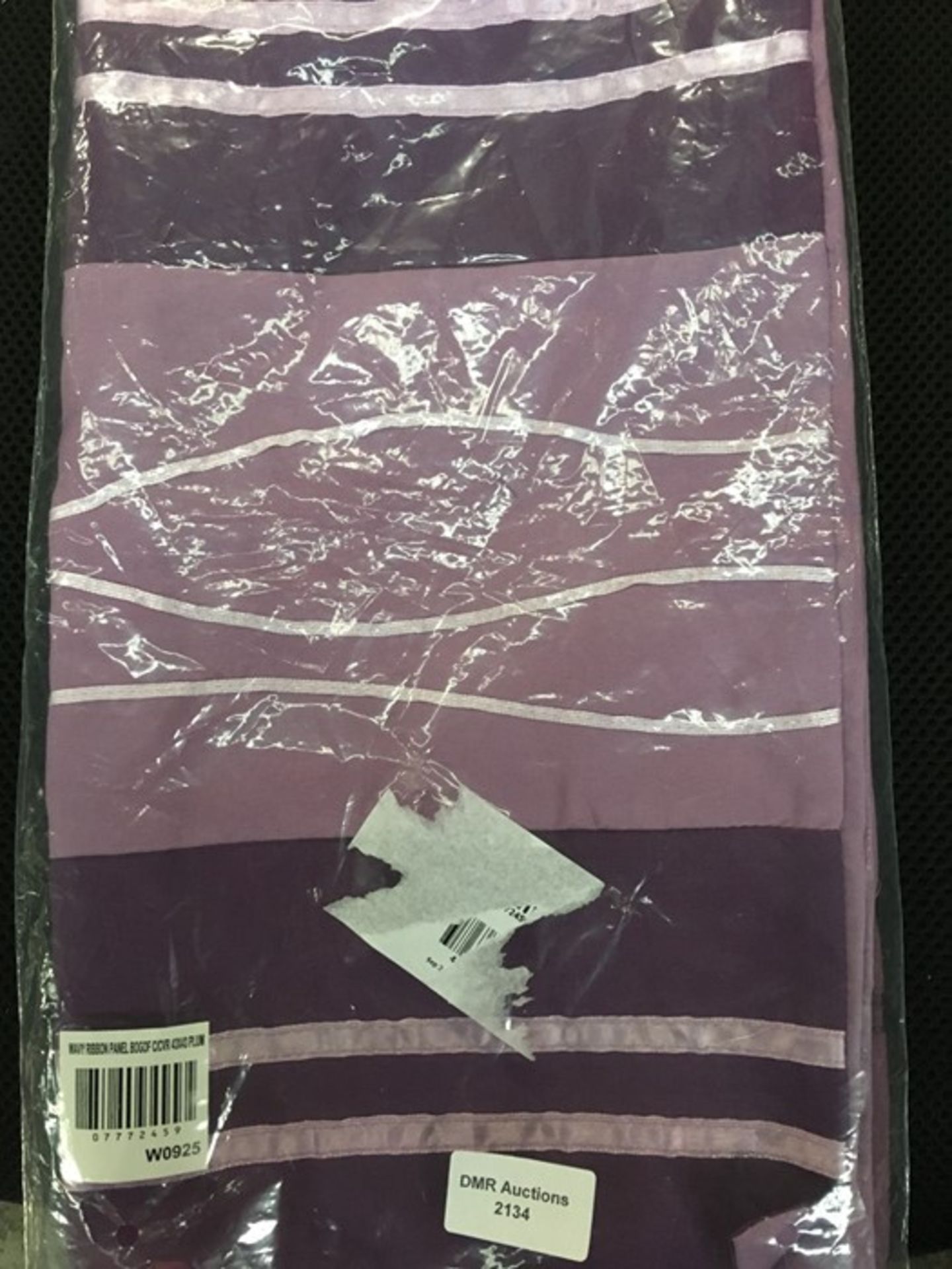 1 BAGGED WAVY RIBBON PANEL CUSHION COVER IN PLUM (PUBLIC VIEWING AVAILABLE)