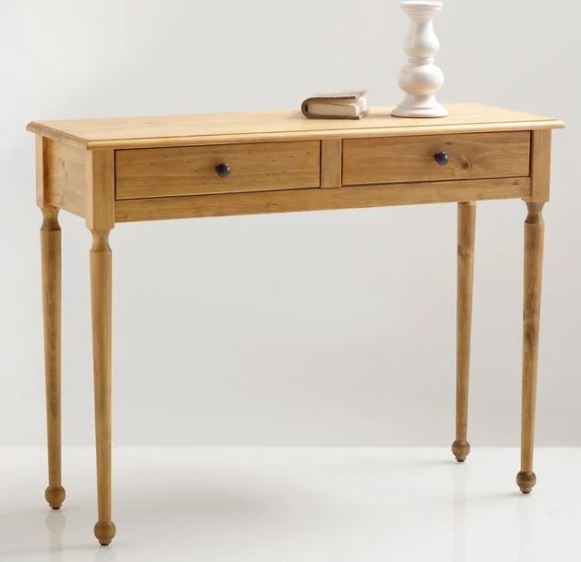 1 GRADE B BOXED AUTHENTIC STYLE CLASSIC SOLID PINE CONSOLE TABLE WITH POLISHED PINE FINISH / RRP £