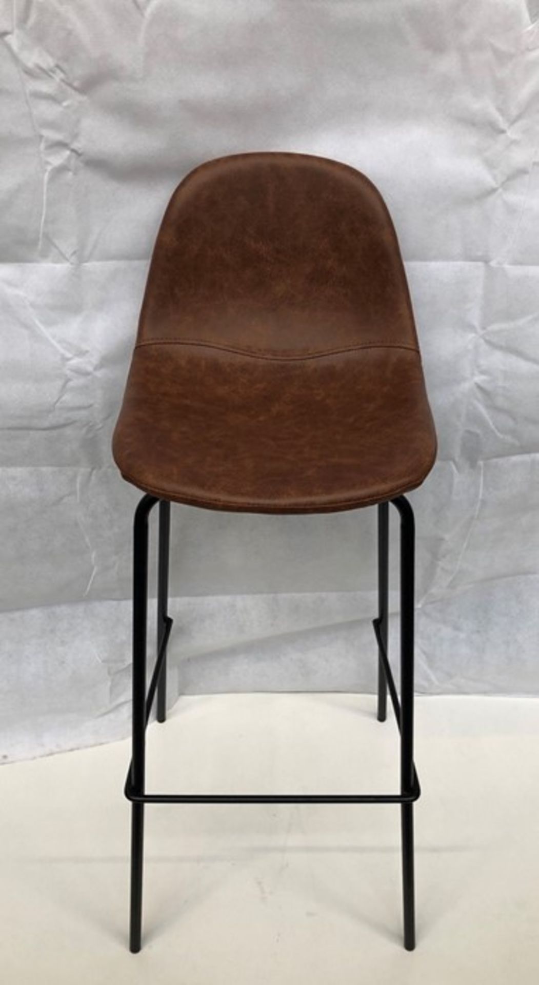 1 GRADE A ASSEMBLED LA REDOUTE LEATHER BAR STOOL / RRP £185.00 (PUBLIC VIEWING AVAILABLE)