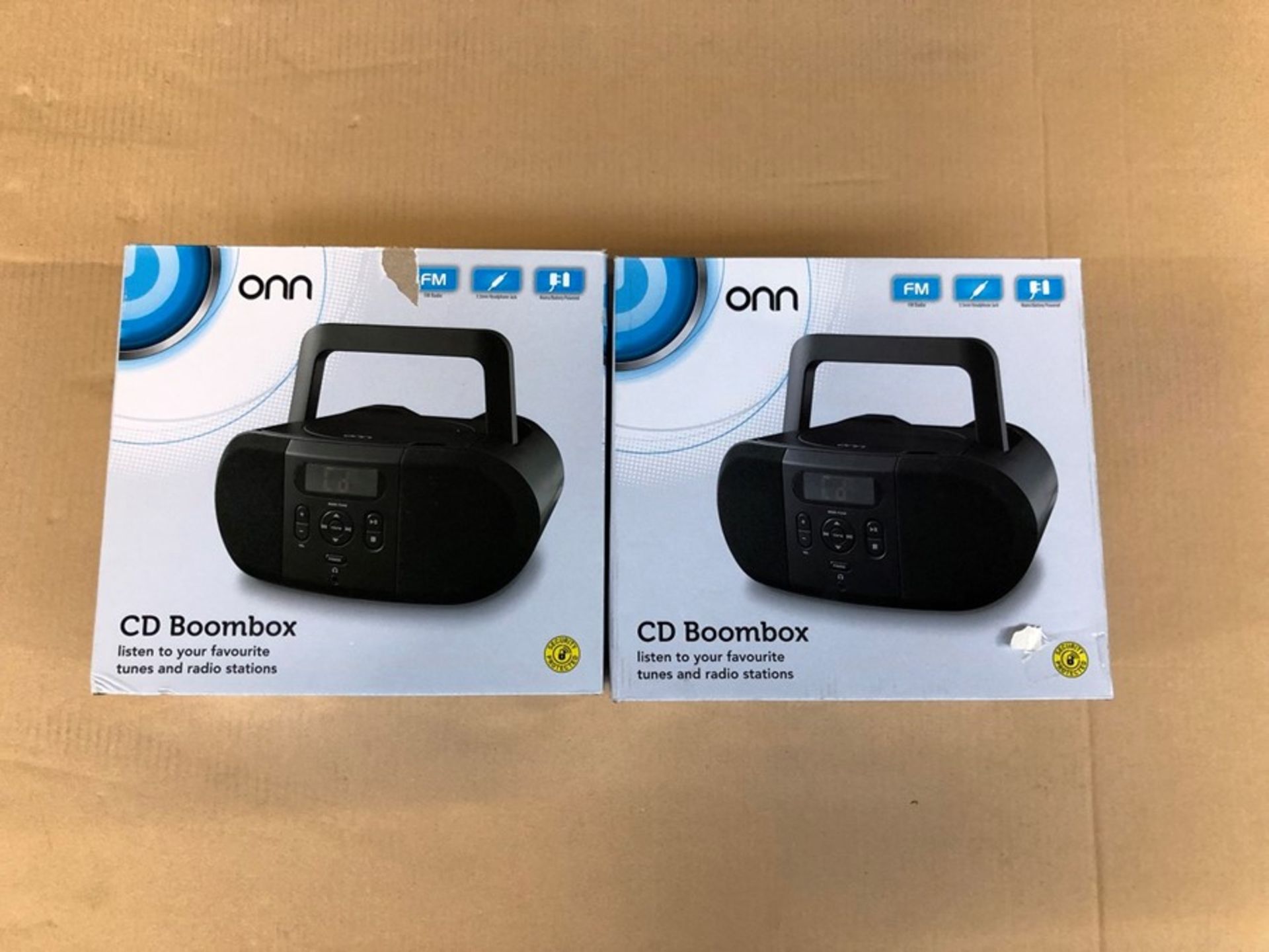 1 LOT TO CONTAIN 2 BOXED ONN CD BOOMBOXES IN BLACK / BL - 8740 / RRP £40.00 (PUBLIC VIEWING