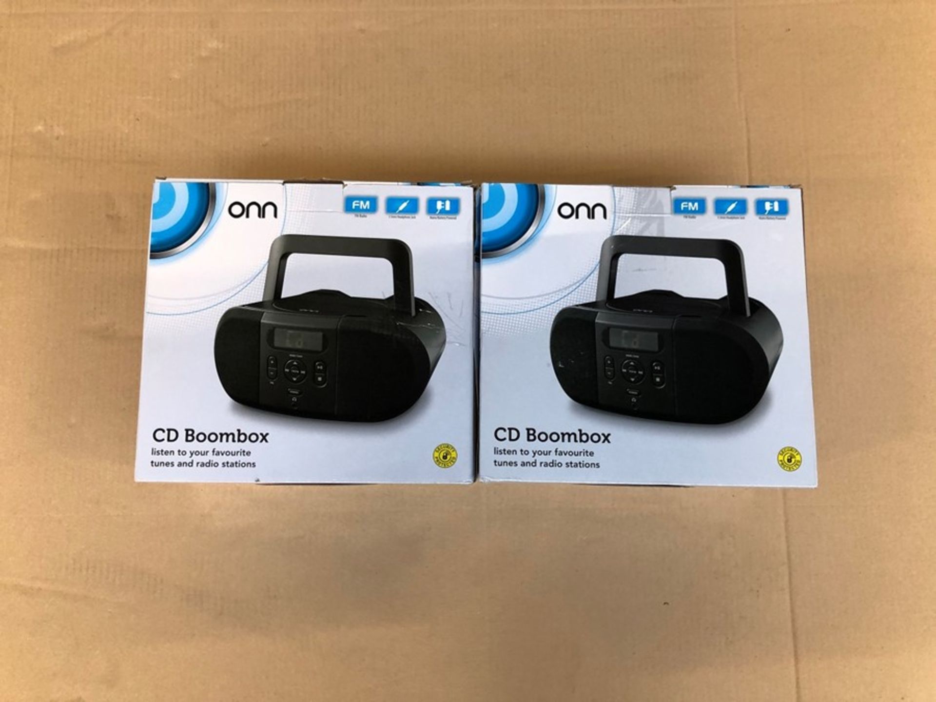 1 LOT TO CONTAIN 2 BOXED ONN CD BOOMBOXES IN BLACK / BL - 8740 / RRP £40.00 (PUBLIC VIEWING