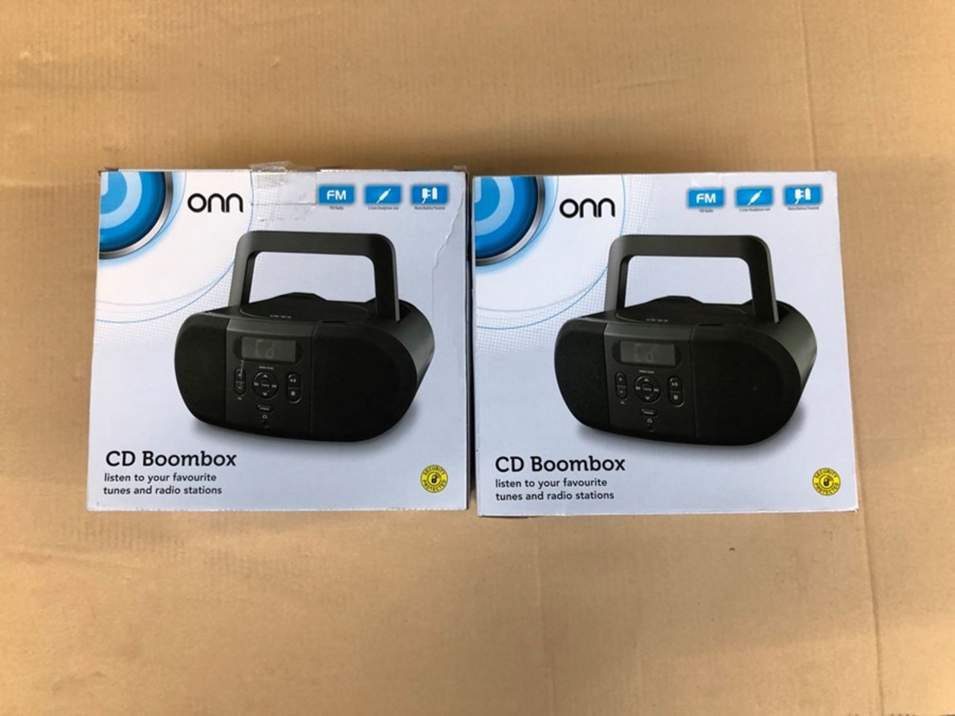 1 LOT TO CONTAIN 2 BOXED ONN CD BOOMBOXES IN BLACK / BL - 8740 / RRP £40.00 (PUBLIC VIEWING