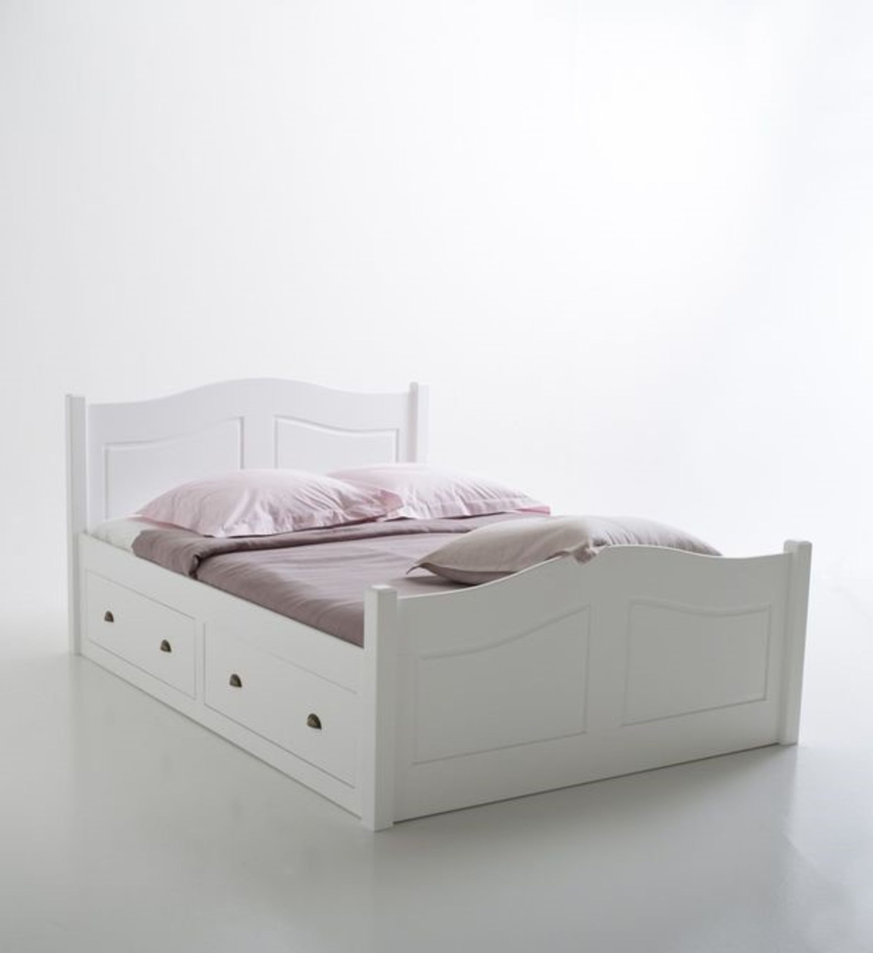 1 GRADE A BOXED DESIGNER LIT PINE AND MDF 4 DRAWER BED IN WHITE / SIZE UNKNOWN / RRP £846.00 (PUBLIC