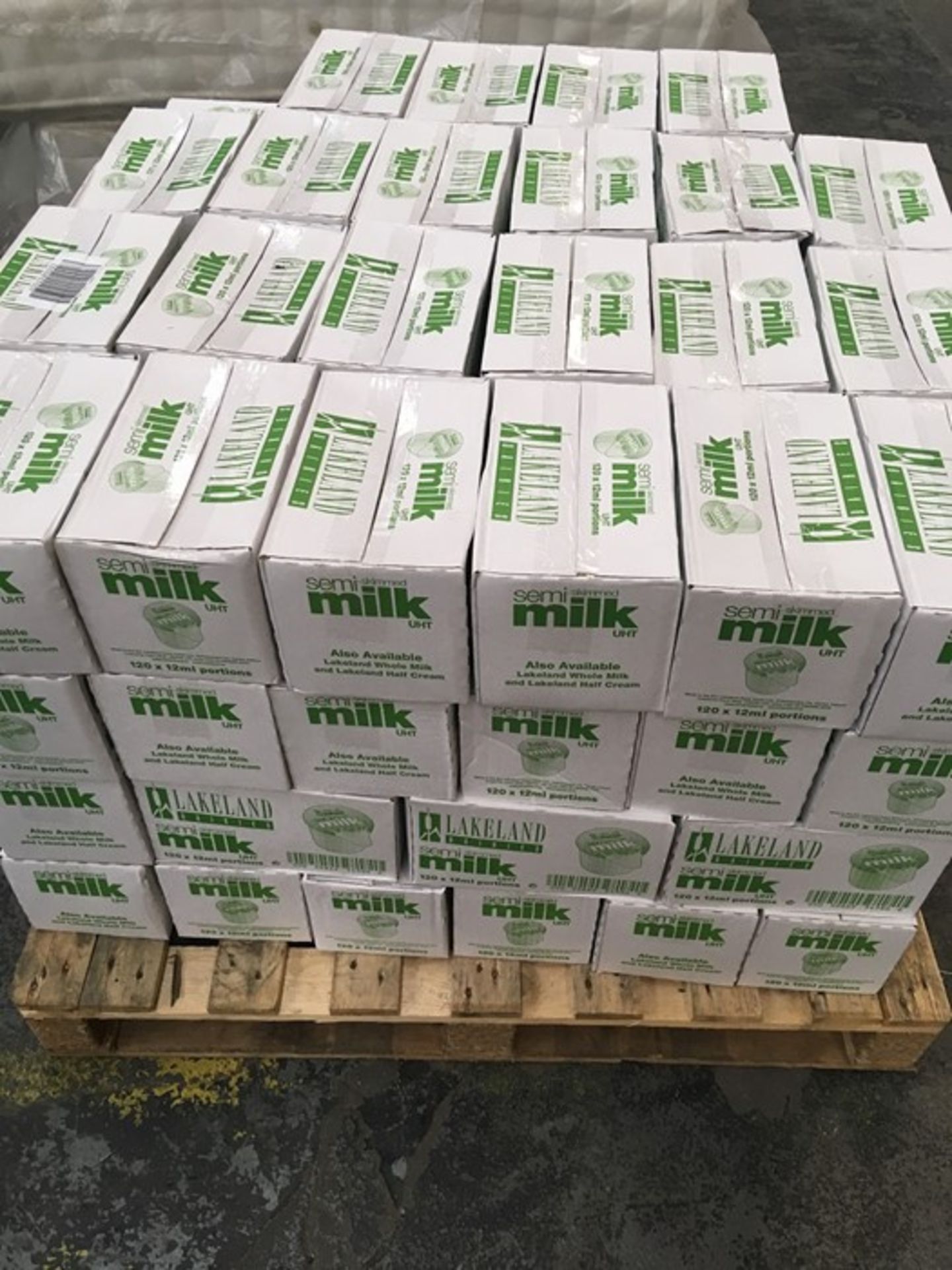 1 LOT TO CONTAIN APPROX 70 BOXES OF SEMI-SKIMED MILK - UHT MILK / 120 X 12ML PORTIONS / EXP 10/08/