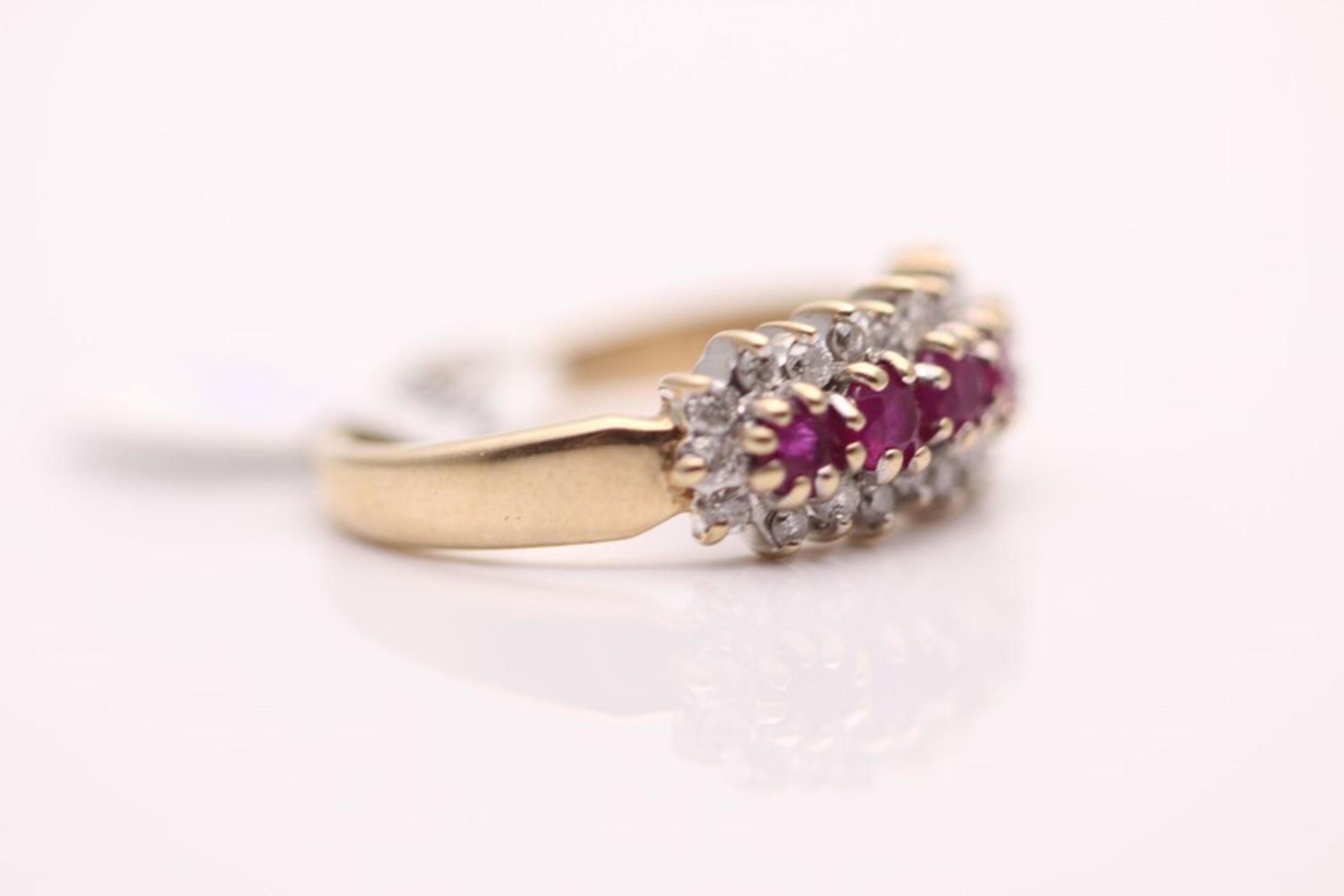 9CT YELLOW GOLD LADIES DIAMOND AND SPINEL RING - Image 2 of 4