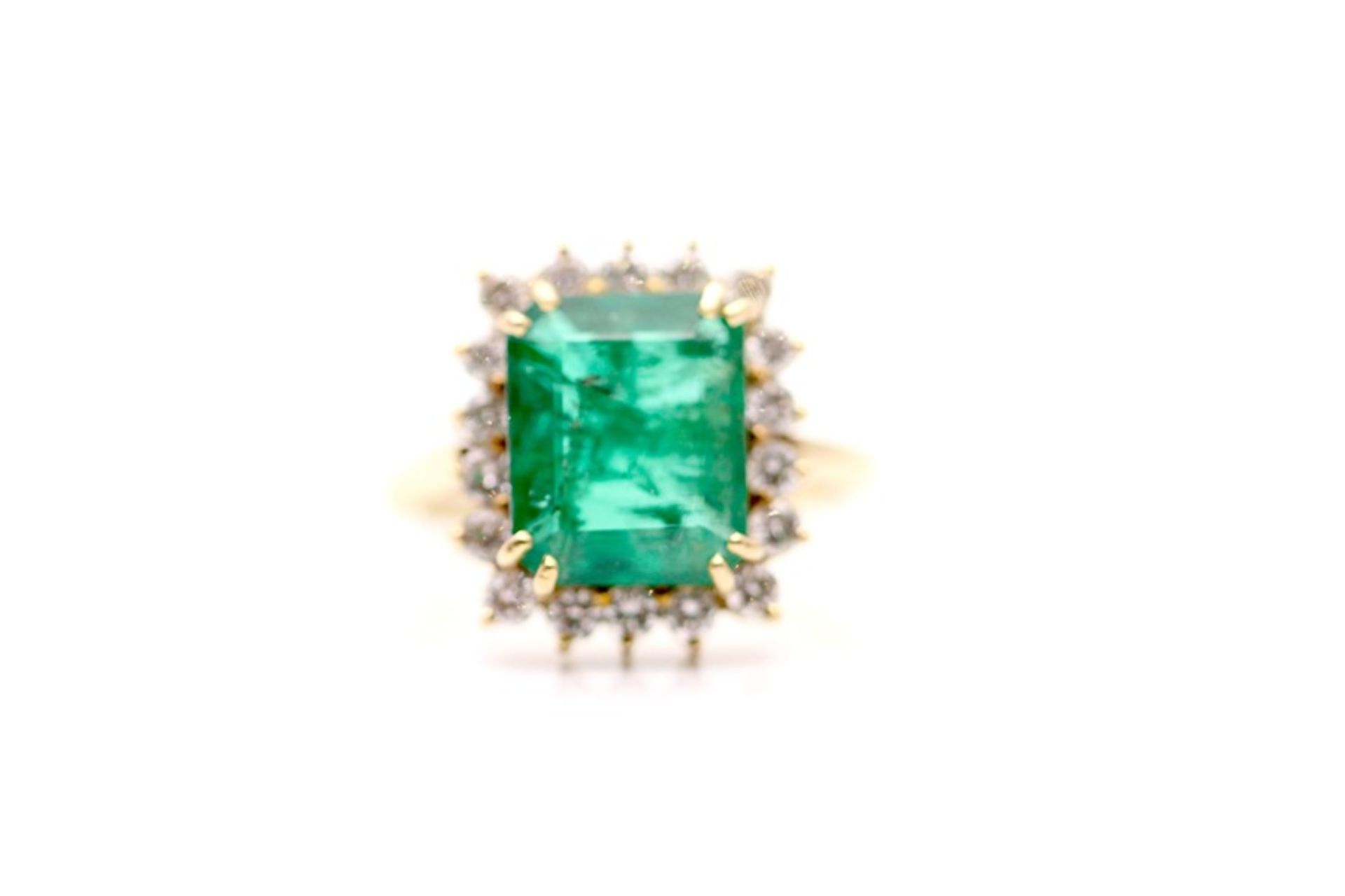 18CT YELLOW GOLD LADIES DIAMOND AND EMERALD RING