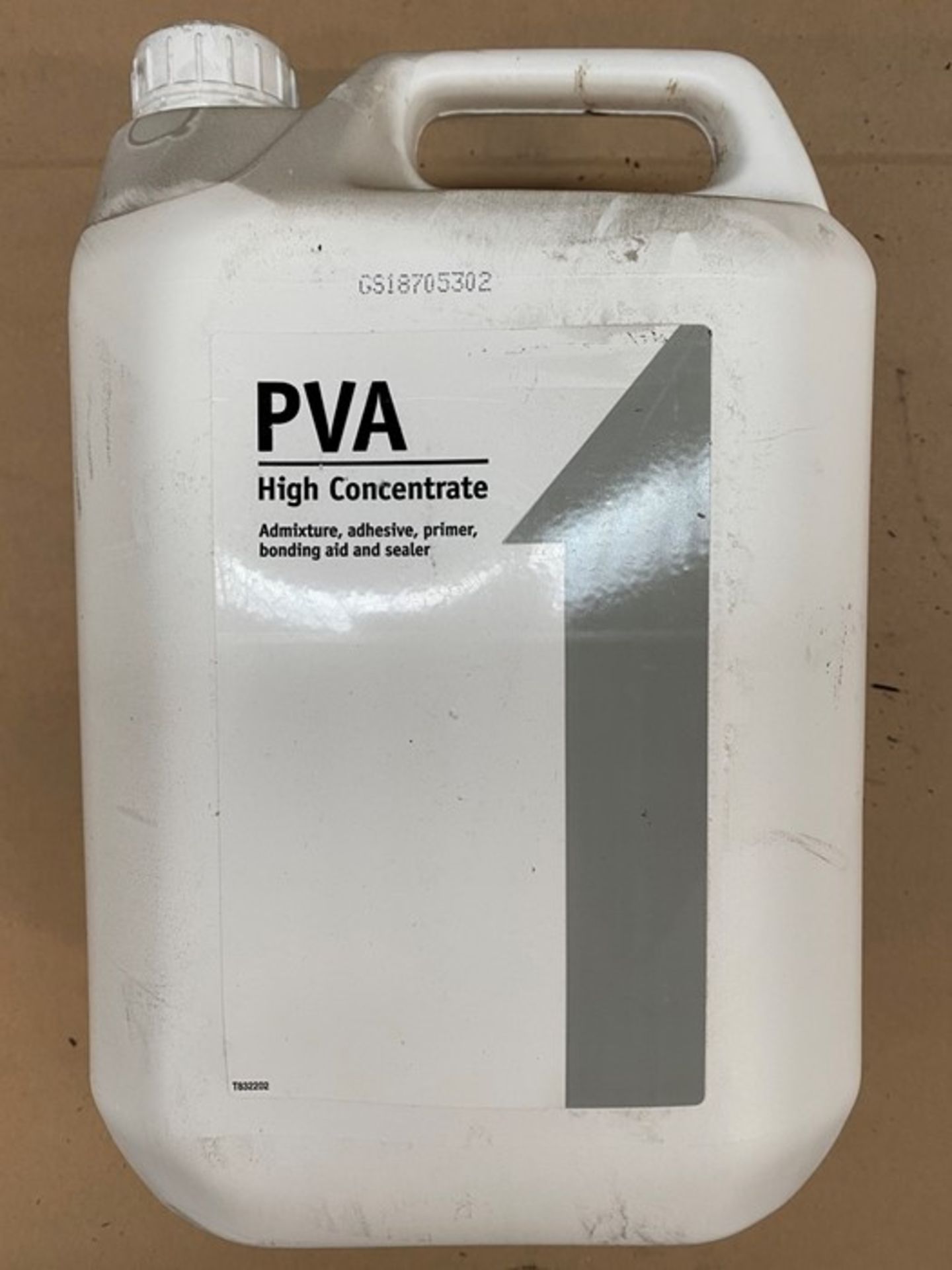1 LOT TO CONTAIN 3 5L BOTTLES OF PVA HIGH CONCENTRATE / RRP £30.00 (PUBLIC VIEWING AVAILABLE)