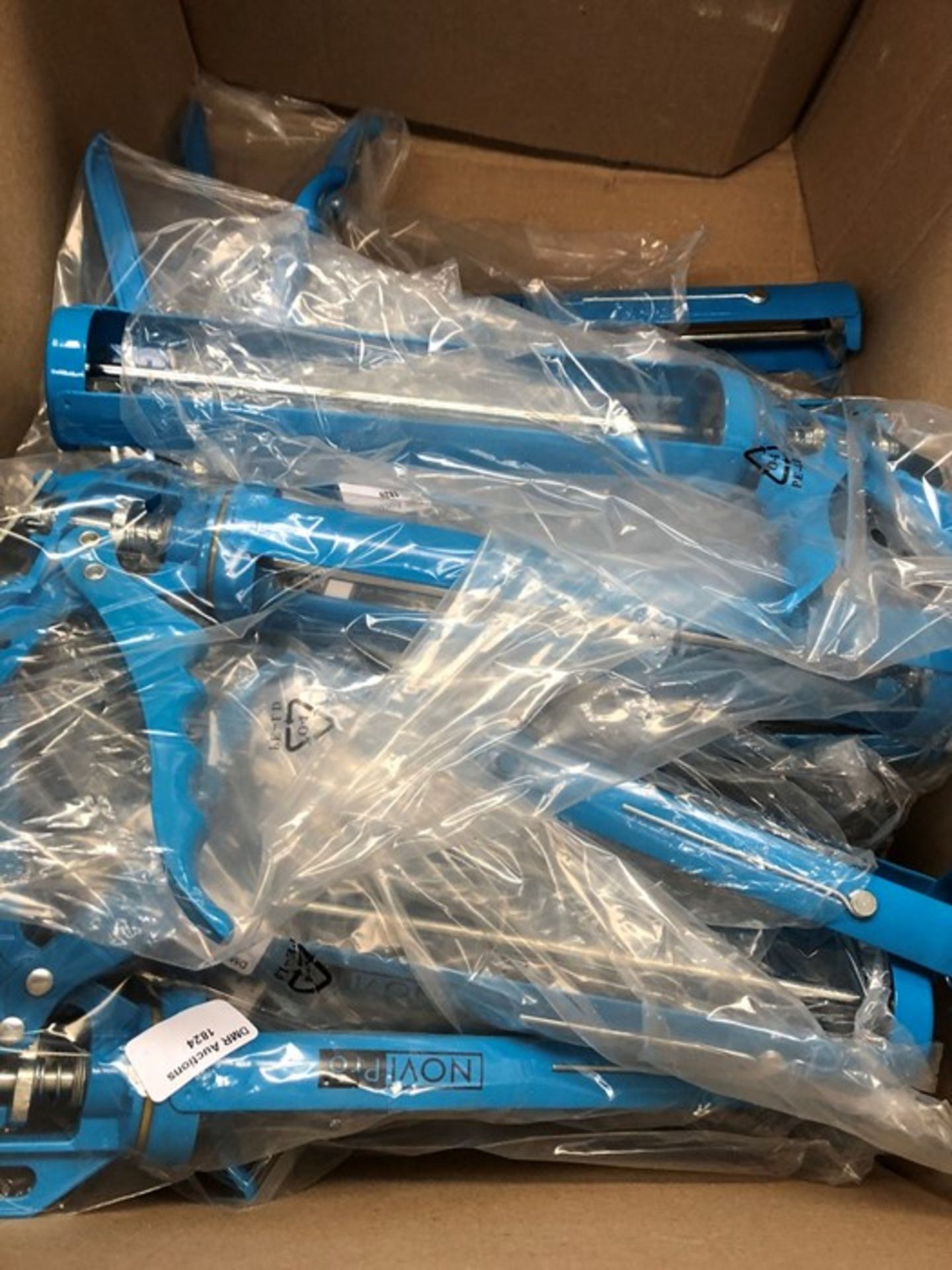 1 LOT TO CONTAIN BOX OF BAGGED NOVIPRO 350ML CAULKING GUNS / PN - 701 (PUBLIC VIEWING AVAILABLE)