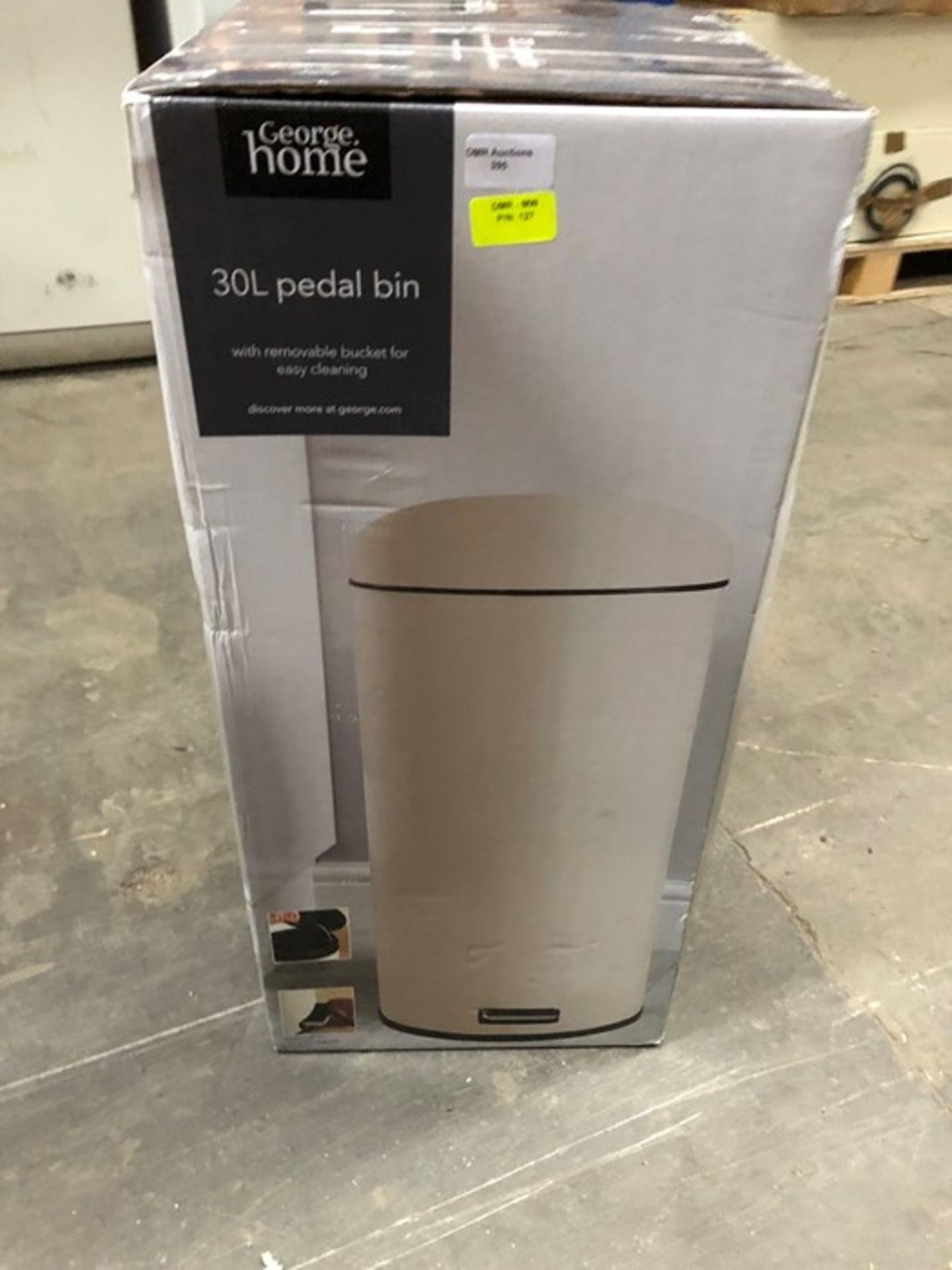 1 BOXED GEORGE HOME 30L PEDAL BIN WHITE / RRP £12.99 (PUBLIC VIEWING AVAILABLE)