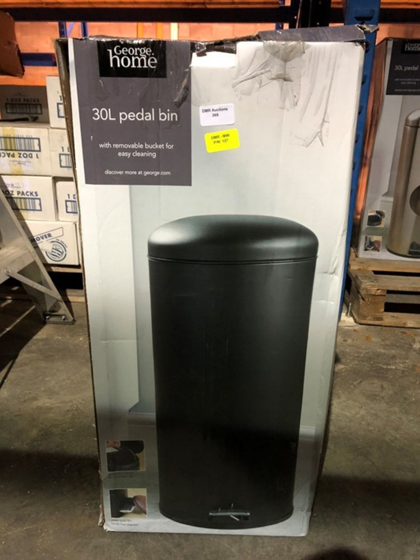 1 BOXED GEORGE HOME 30L PEDAL BIN IN BLACK / RRP £12.99 (PUBLIC VIEWING AVAILABLE)