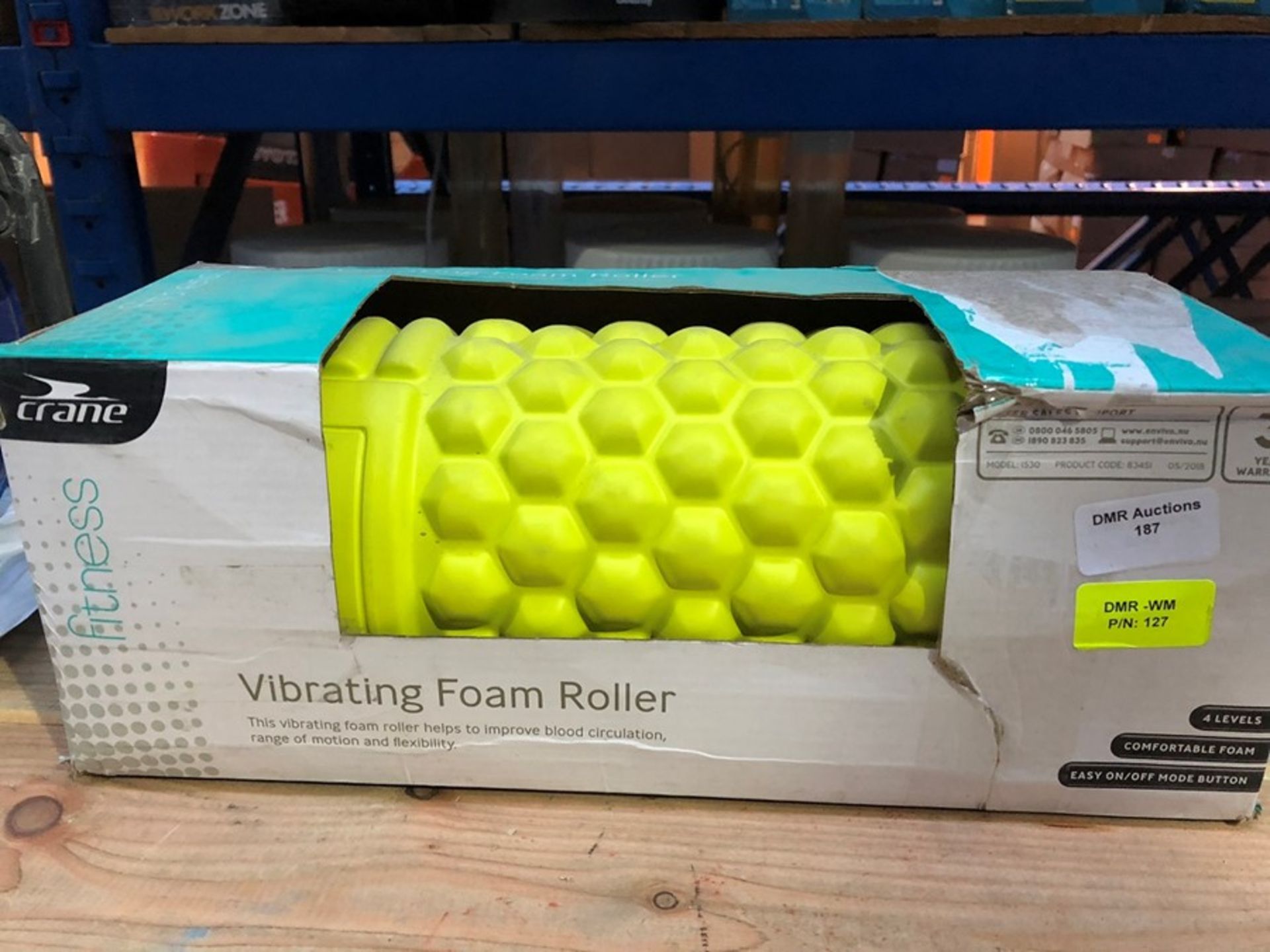 1 BOXED CRANE VIBRATING FOAM ROLLER / RRP £24.99 (PUBLIC VIEWING AVAILABLE)