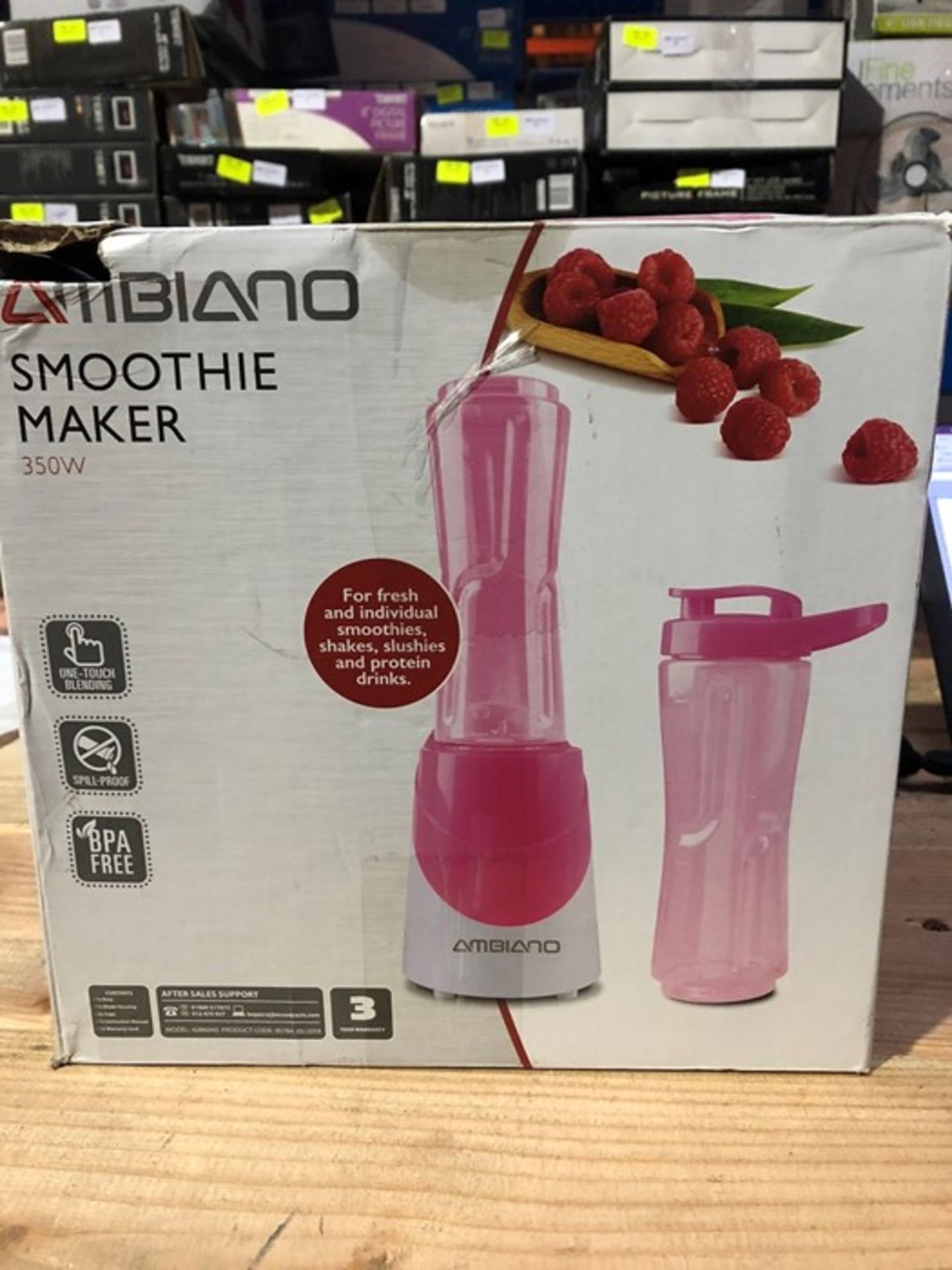 1 BOXED AMBIANO SMOOTHIE MAKER IN PINK / RRP £14.99 (PUBLIC VIEWING AVAILABLE)