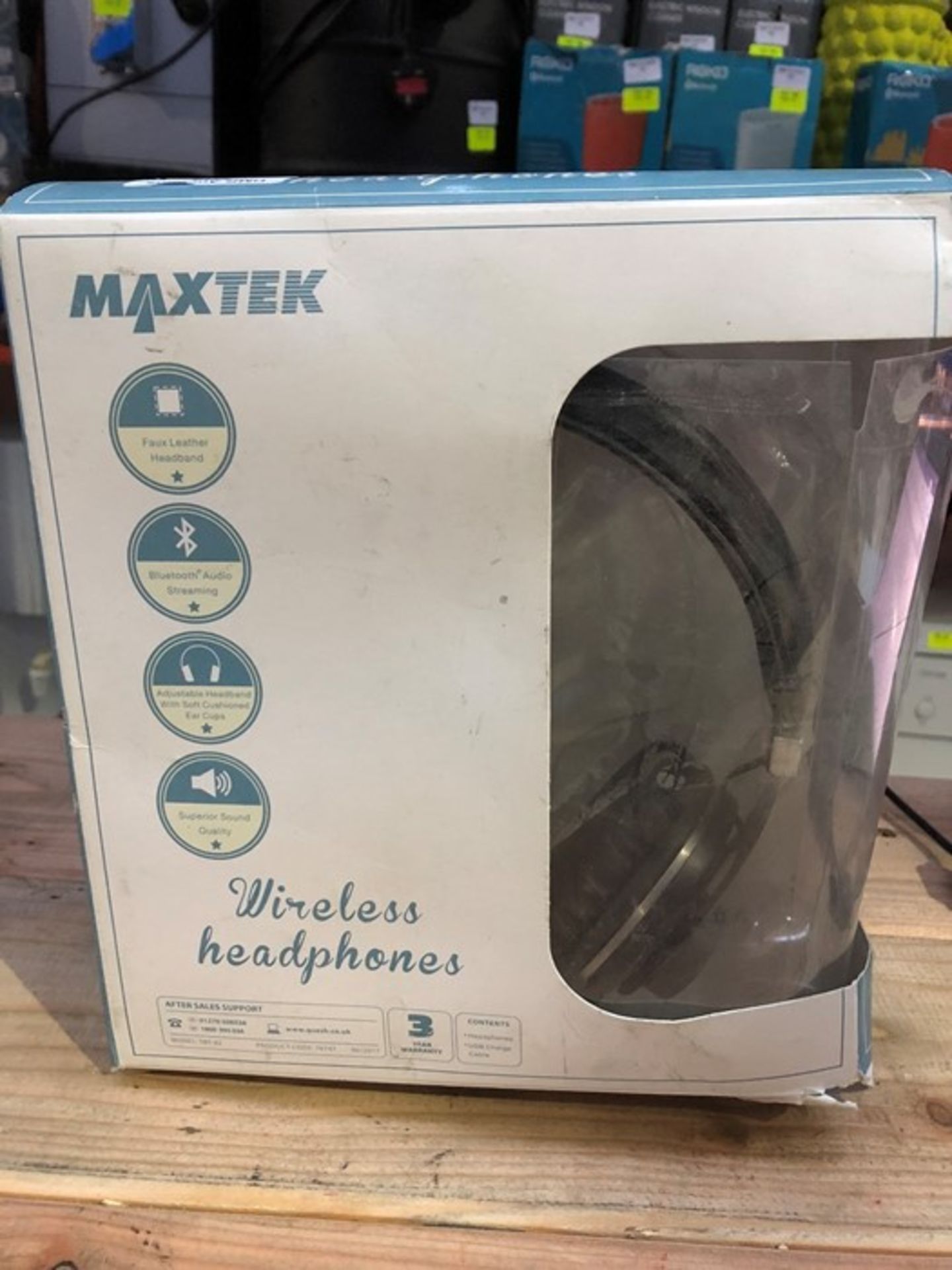 1 BOXED MAXTEK WIRELESS HEADPHONES / RRP £14.99 (PUBLIC VIEWING AVAILABLE)