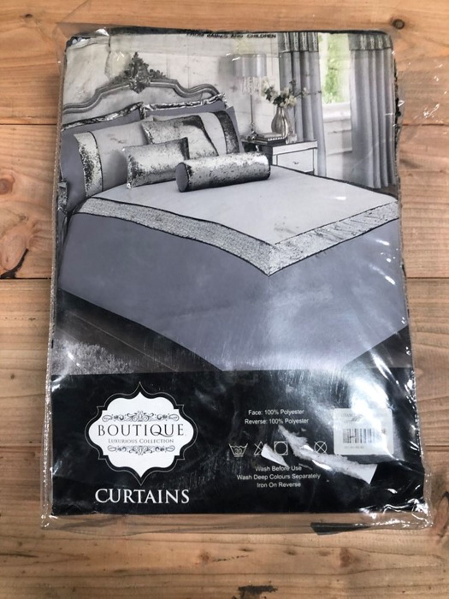 1 BAGGED PAIR OF RADIANCE SPARKLE LINED PENCIL PLEAT CURTAINS / 66 X 72" / RRP £99.99 (PUBLIC - Image 2 of 2