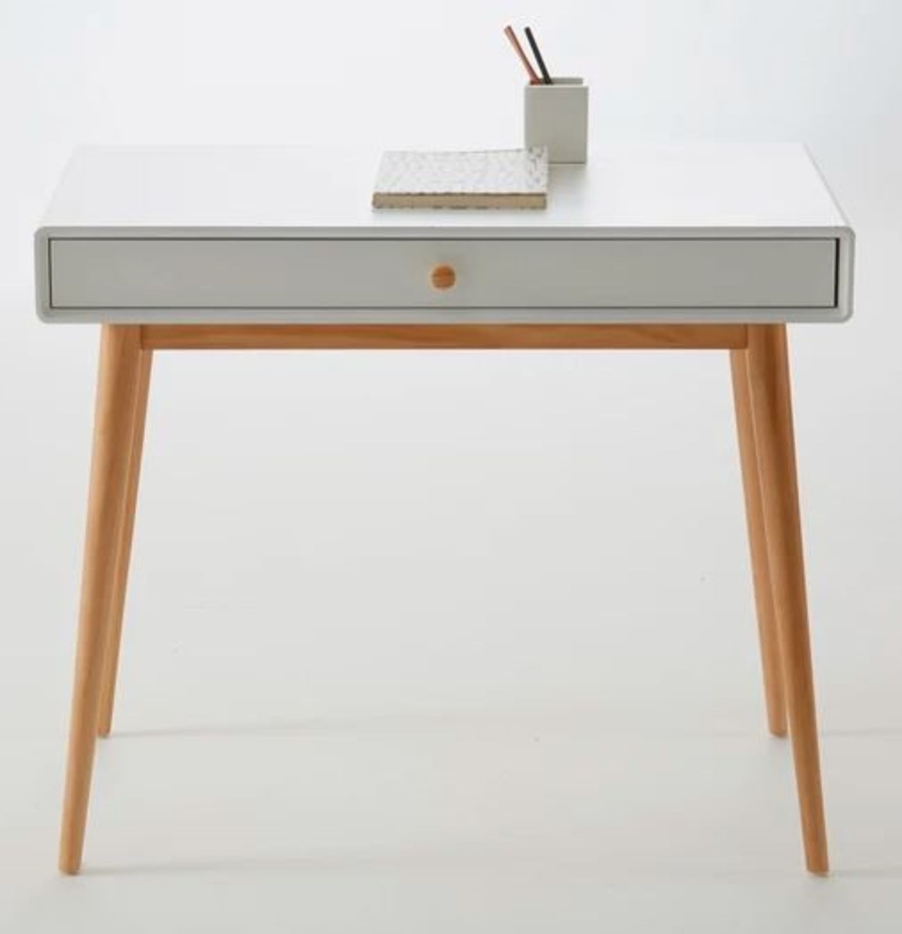 1 GRADE B BOXED DESIGNER JIMI 1 DRAWER DESK IN WHITE / RRP £160.00 (PUBLIC VIEWING AVAILABLE)