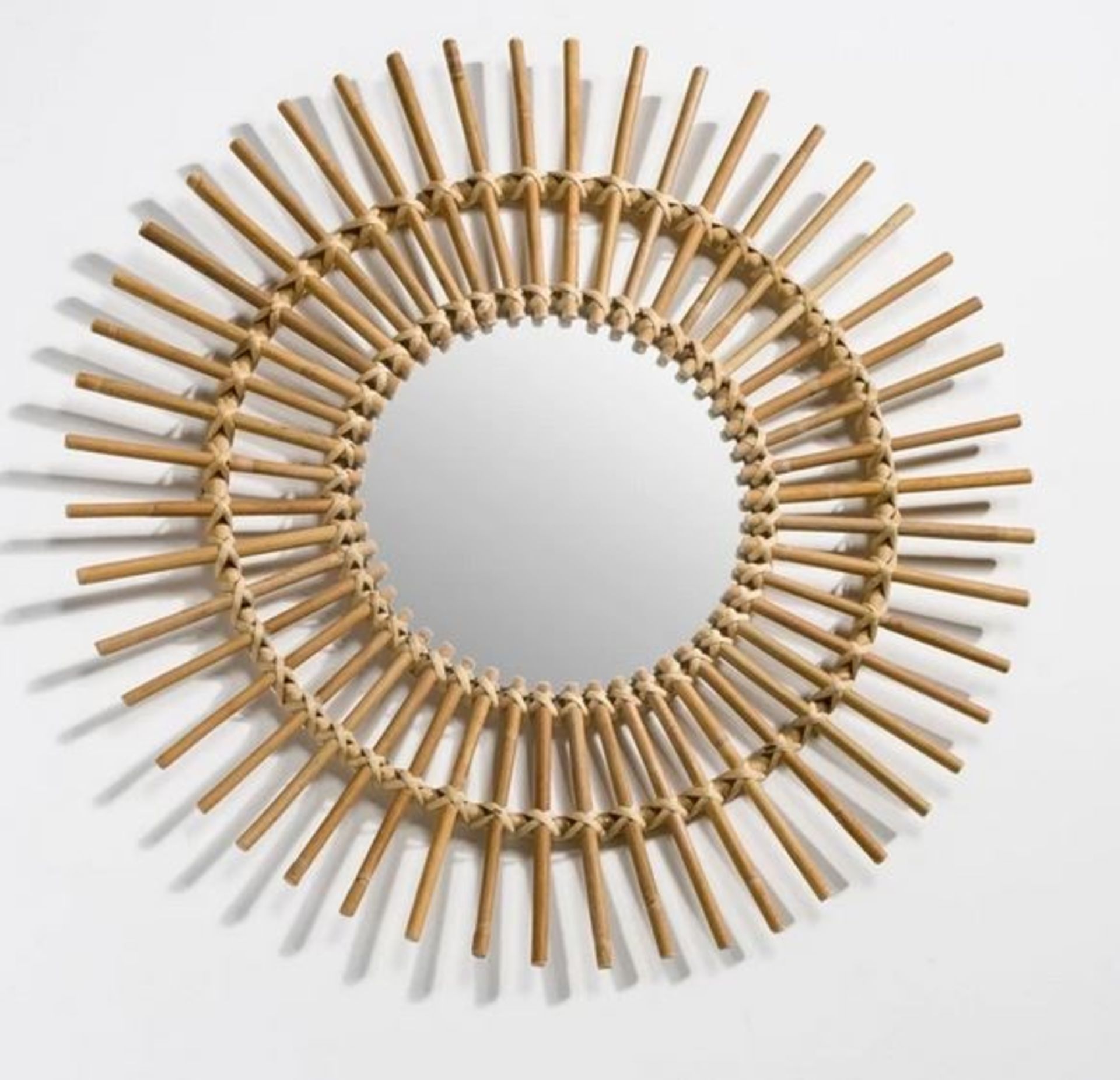 1 BOXED GRADE A DESIGNER NOGU VINTAGE SUNBURST RATTAN MIRROR IN NATURAL / RRP £75.00 (PUBLIC VIEWING