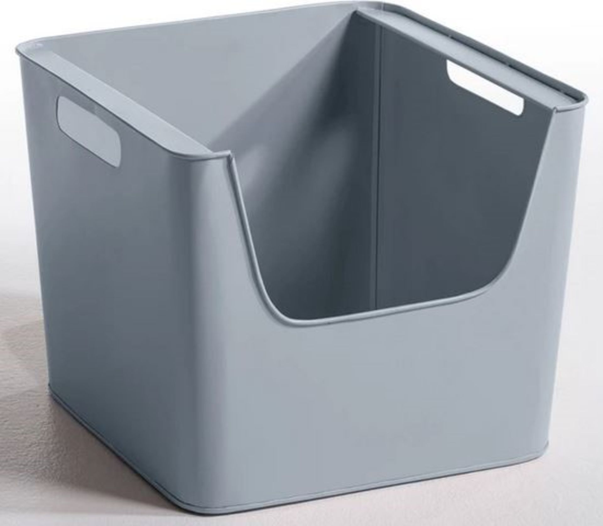 1 GRADE A BOXED DESIGNER ARREGLO STACKABLE METAL CRATE IN GREY / RRP £60.00 (PUBLIC VIEWING