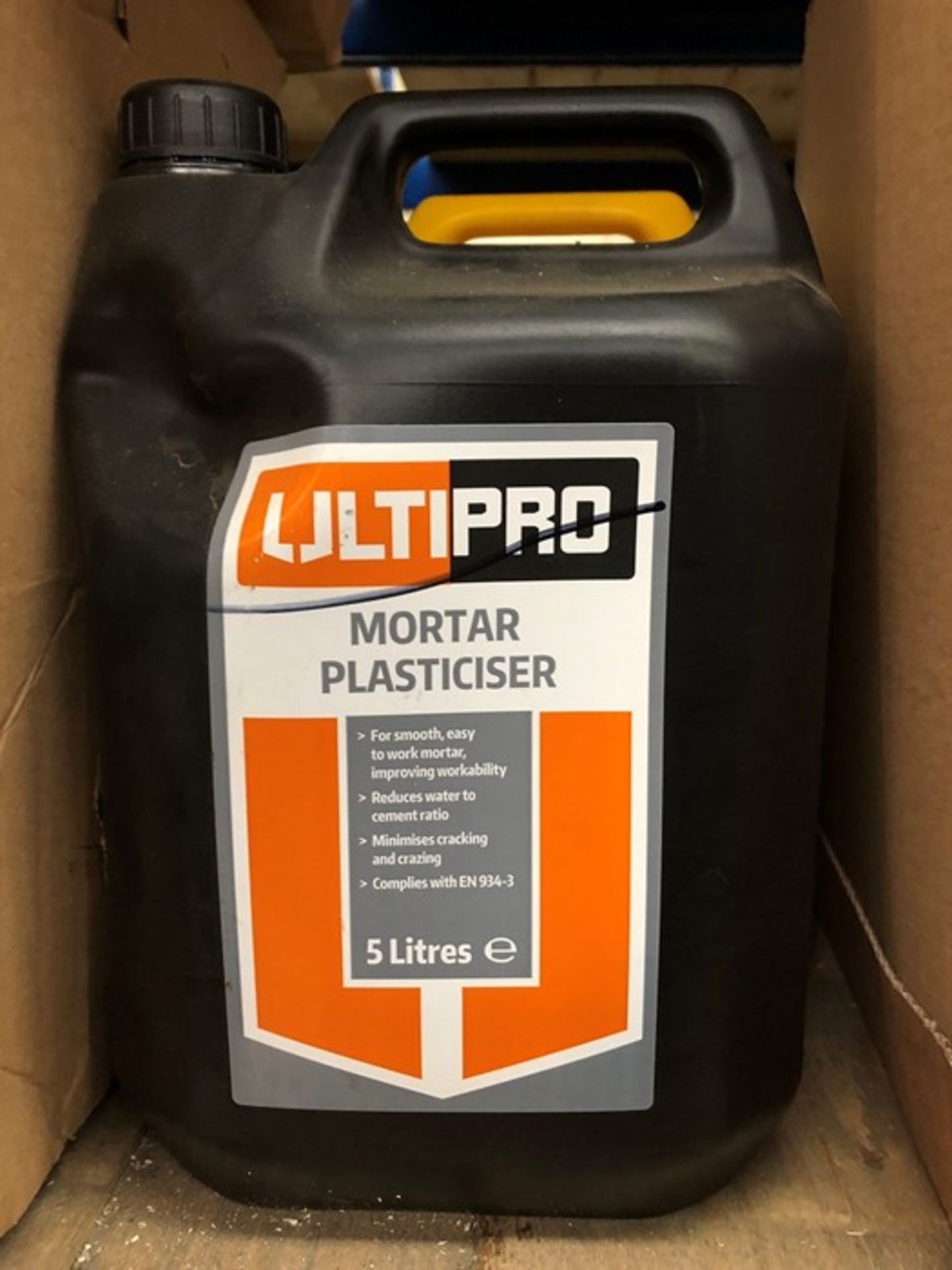 1 BOTTLE OF ULIPORO MORTAR PLASTICISER / 5 LITRES PER BOTTLE (PUBLIC VIEWING AVAILABLE)