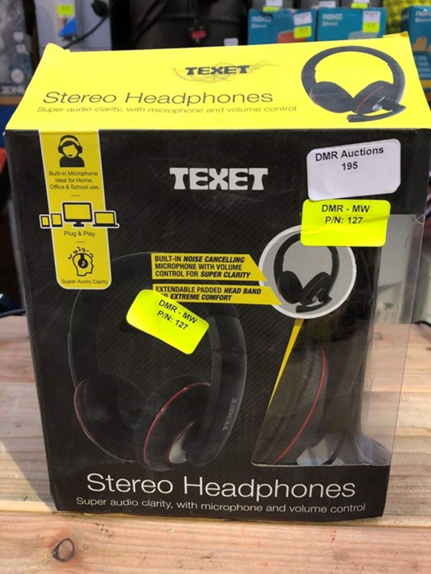 1 BOXED TEXET STEREO HEADPHONES / RRP £24.99 (PUBLIC VIEWING AVAILABLE)