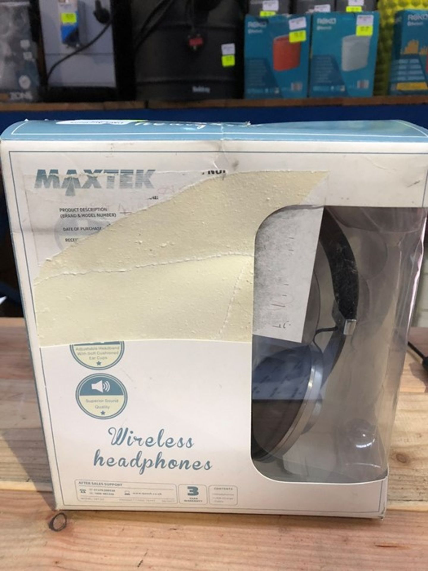 1 BOXED MAXTEK WIRELESS HEADPHONES / RRP £14.99 (PUBLIC VIEWING AVAILABLE)