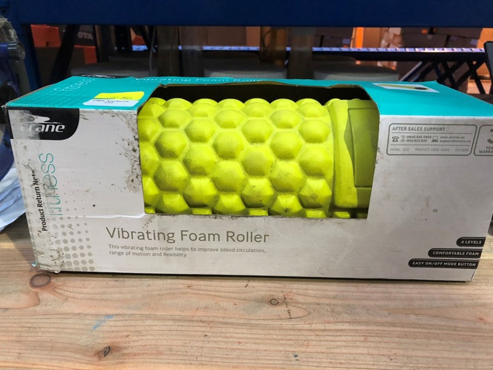 1 BOXED CRANE VIBRATING FOAM ROLLER / RRP £24.99 (PUBLIC VIEWING AVAILABLE)