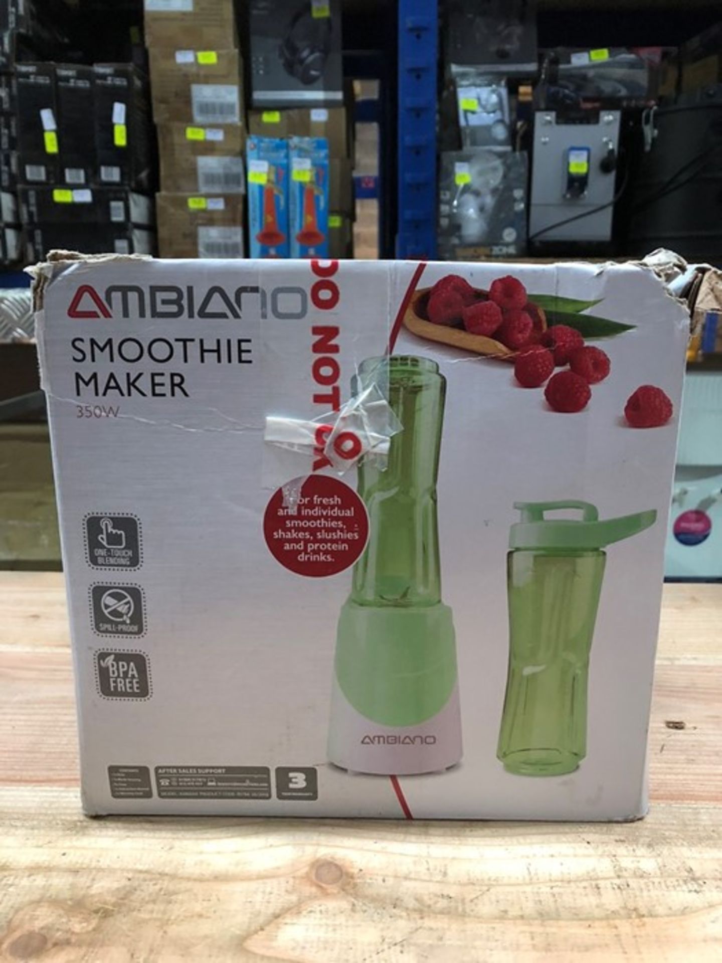 1 BOXED AMBIANO SMOOTHIE MAKER IN GREEN / RRP £14.99 (PUBLIC VIEWING AVAILABLE)