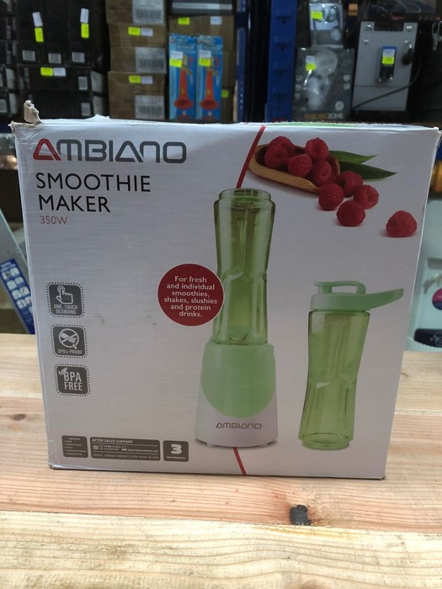 1 BOXED AMBIANO SMOOTHIE MAKER IN GREEN / RRP £14.99 (PUBLIC VIEWING AVAILABLE)