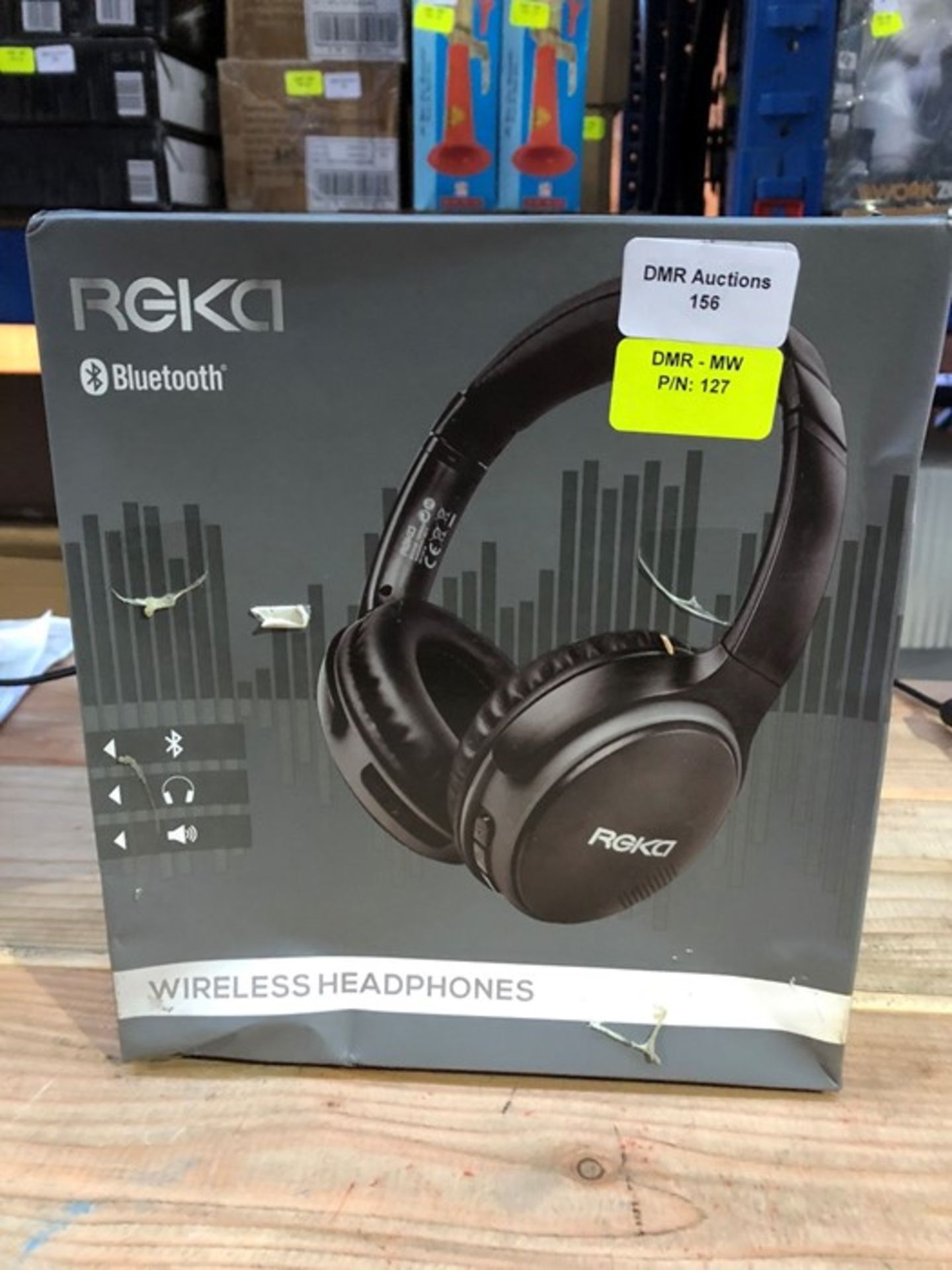 1 BOXED REKA BLUETOOTH WIRELESS HEADPHONES / RRP £25.98 (PUBLIC VIEWING AVAILABLE)