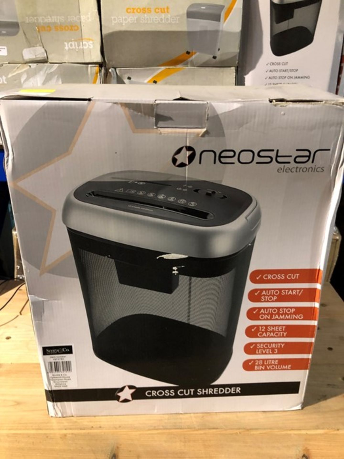 1 BOXED NEOSTAR ELECTRONICS CROSS CUT SHREDDER / RRP £99.95 (PUBLIC VIEWING AVAILABLE)