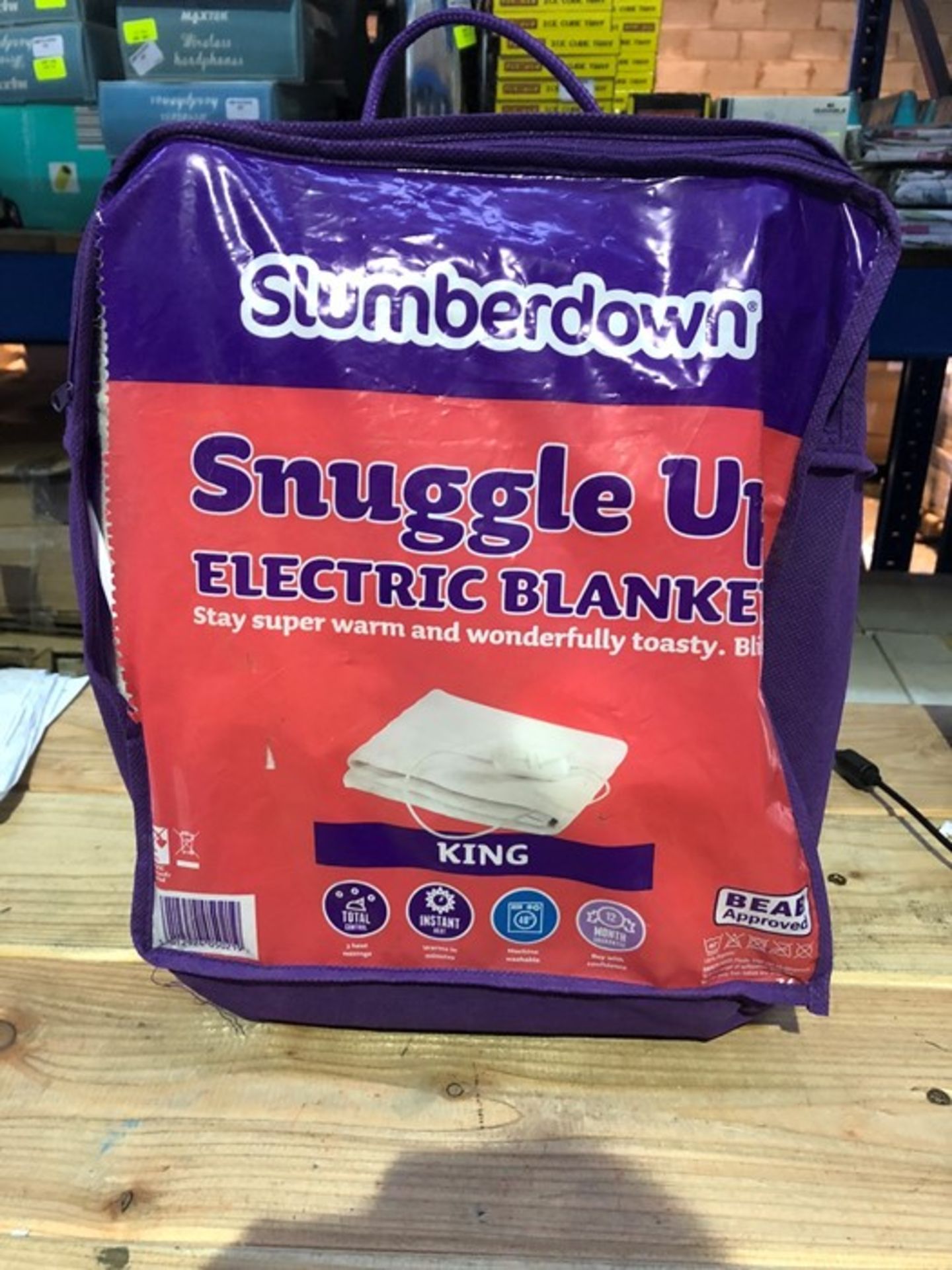 1 BAGGED SLUMBERDOWN SNUGGLE UP ELECTRIC BLANKET KING SIZED (PUBLIC VIEWING AVAILABLE)