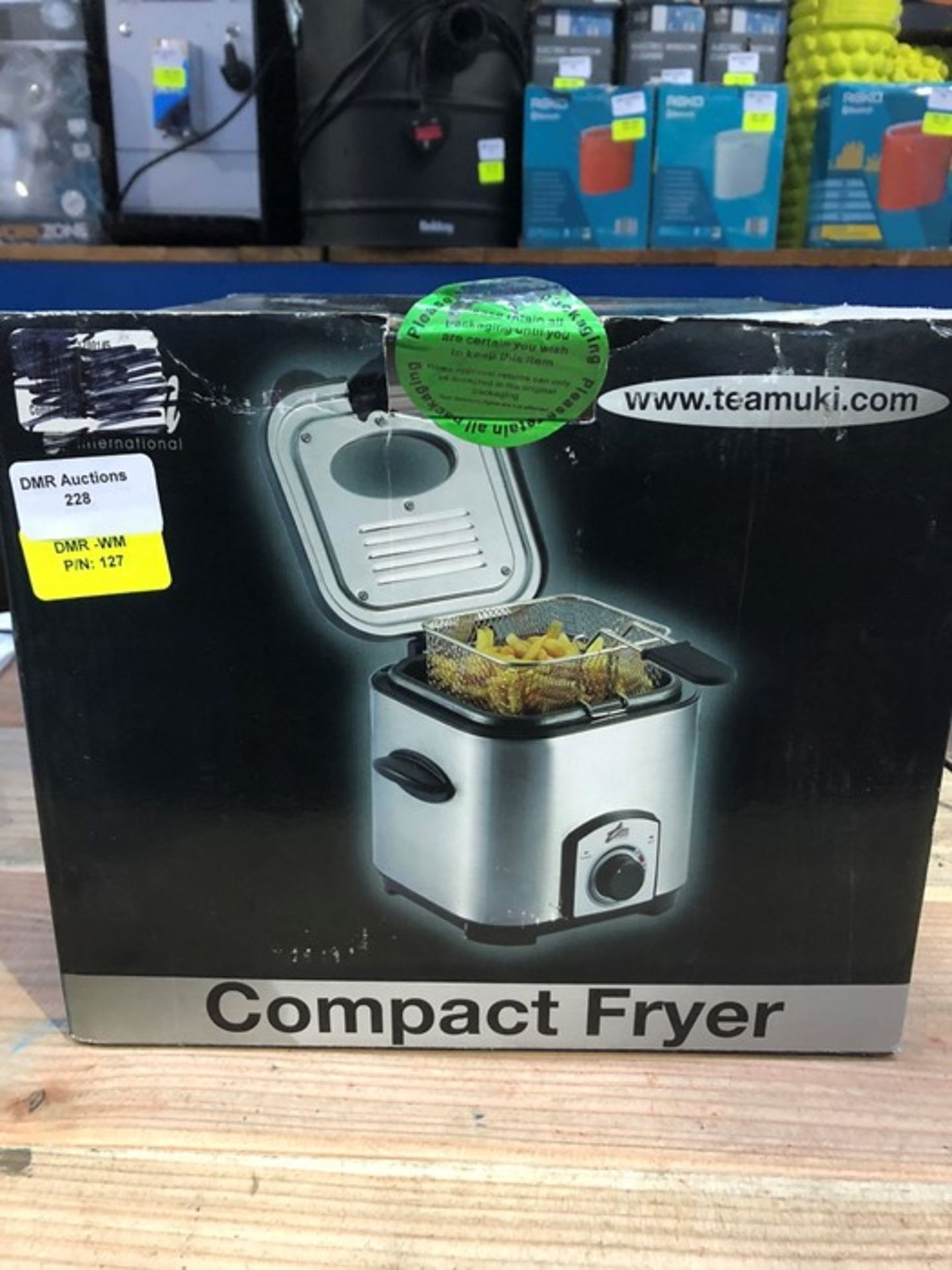 1 BOXED TEAM COMPACT FRYER / RRP £49.99 (PUBLIC VIEWING AVAILABLE)