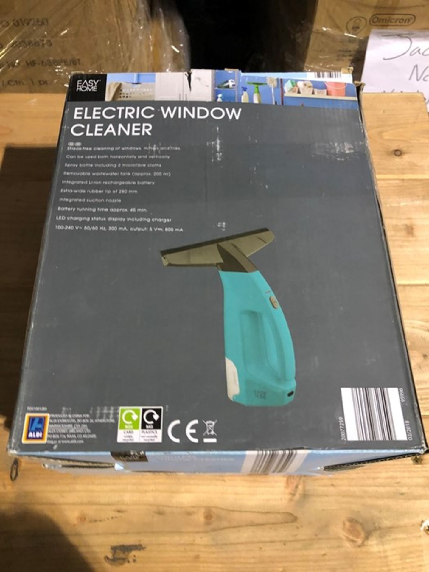 1 LOT TO CONTAIN 2 BOXED EASY HOME ELECTRIC WINDOW CLEANERS IN BLUE / RRP £79.98 (PUBLIC VIEWING