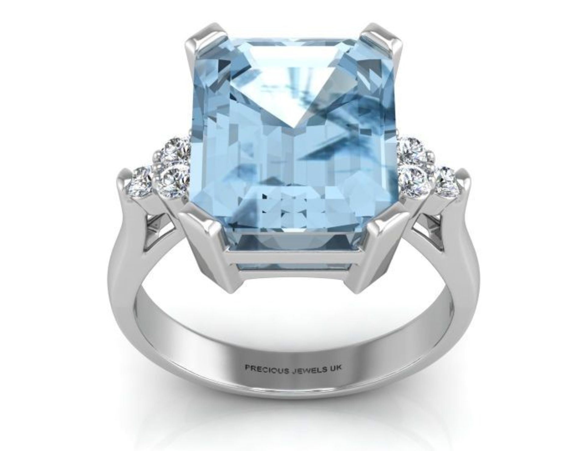 9ct White Gold Diamond And Blue Topaz Ring 0.18 - Image 3 of 5