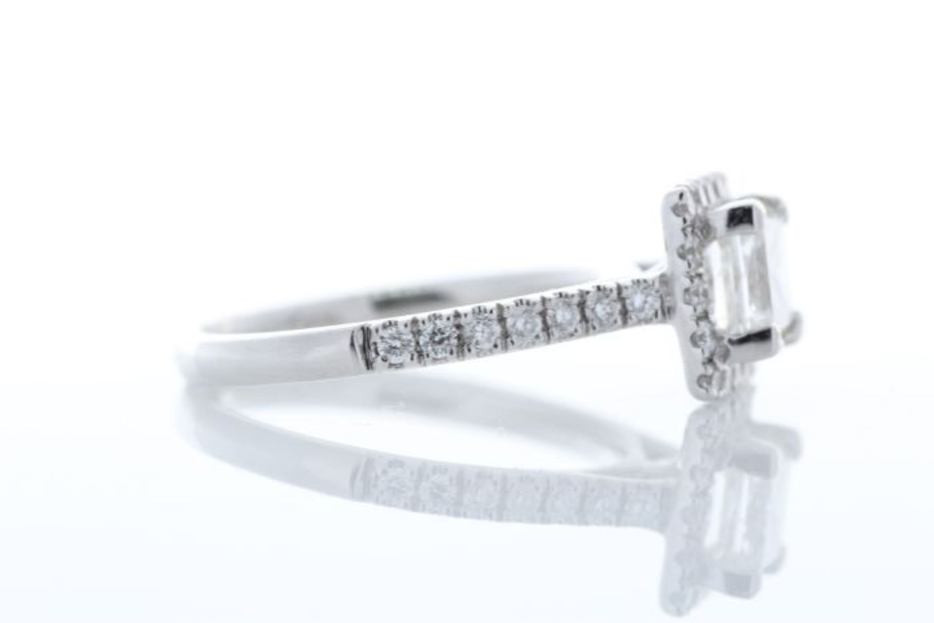 18ct White Gold Single Stone Princess Cut With Halo Shoulders Stone setting Diamond Ring (1.00) 1.36 - Image 4 of 6