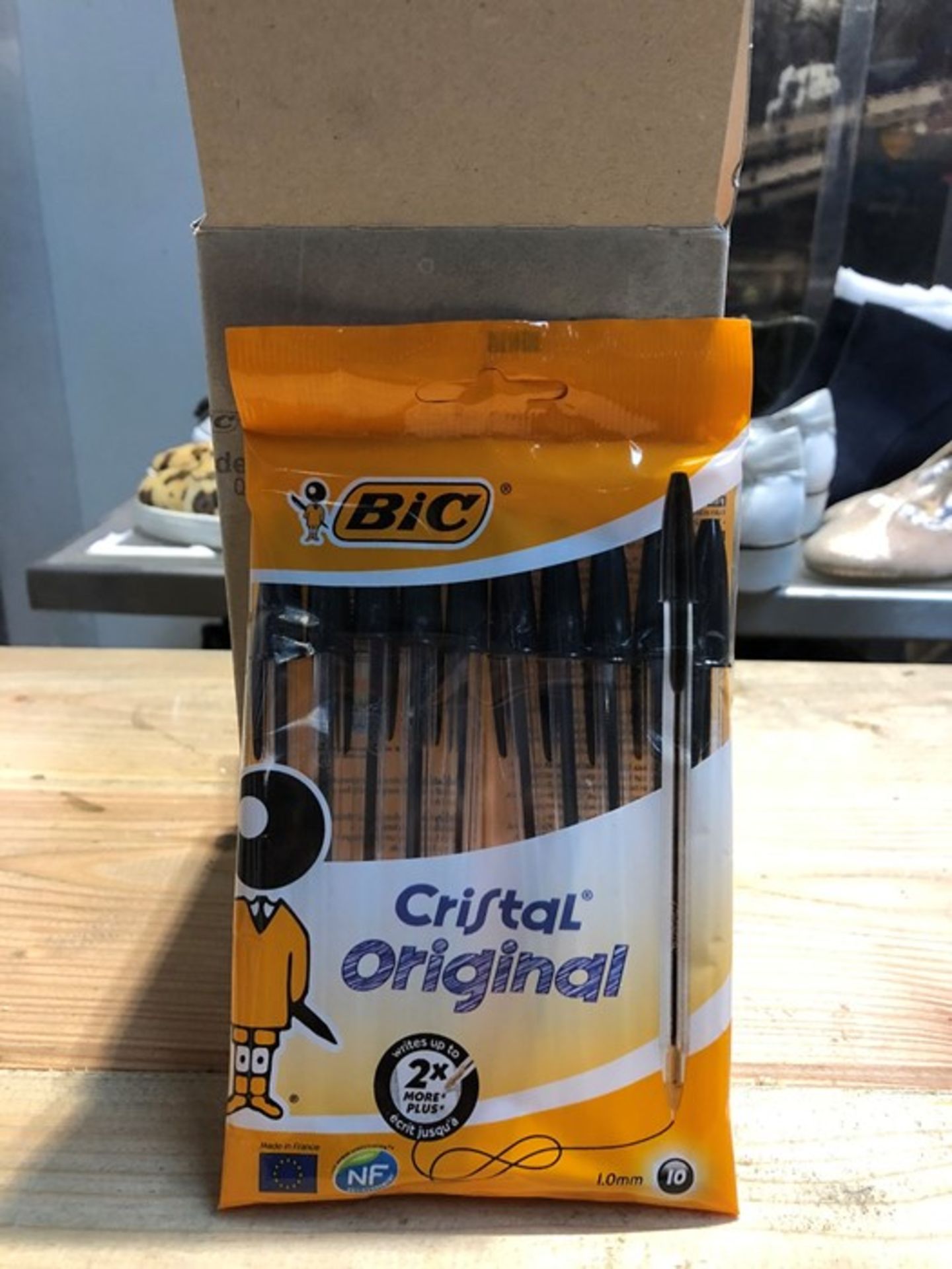 1 BOX TO CONTAIN APPROX 10 PACKS OF BIC ORIGINAL PENS - 10 PENS PER PACK (PUBLIC VIEWING AVAILABLE) - Image 2 of 2
