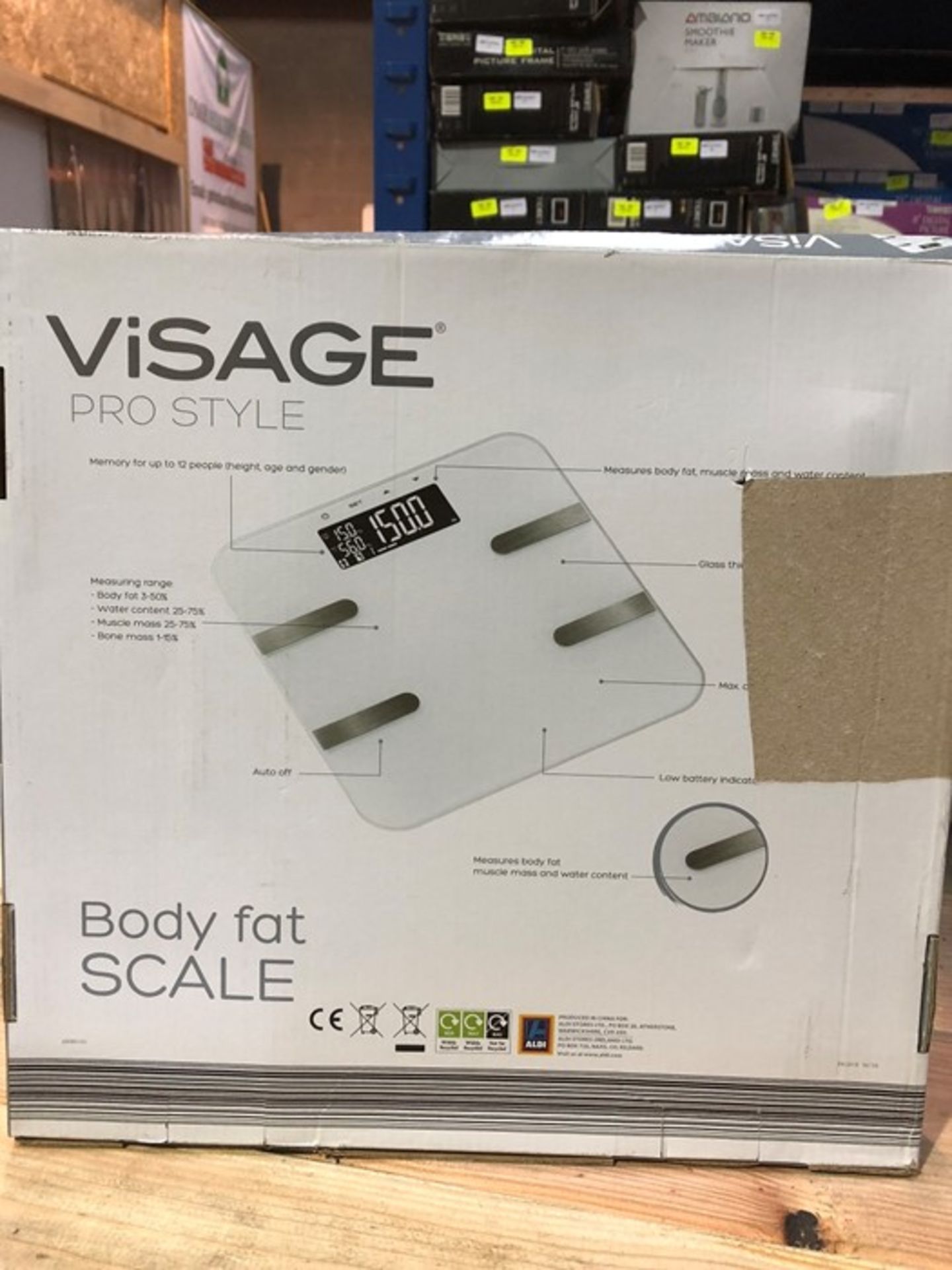 1 BOXED VISAGE PRO STYLE BODY FAT SCALE / RRP £32.99 (PUBLIC VIEWING AVAILABLE)