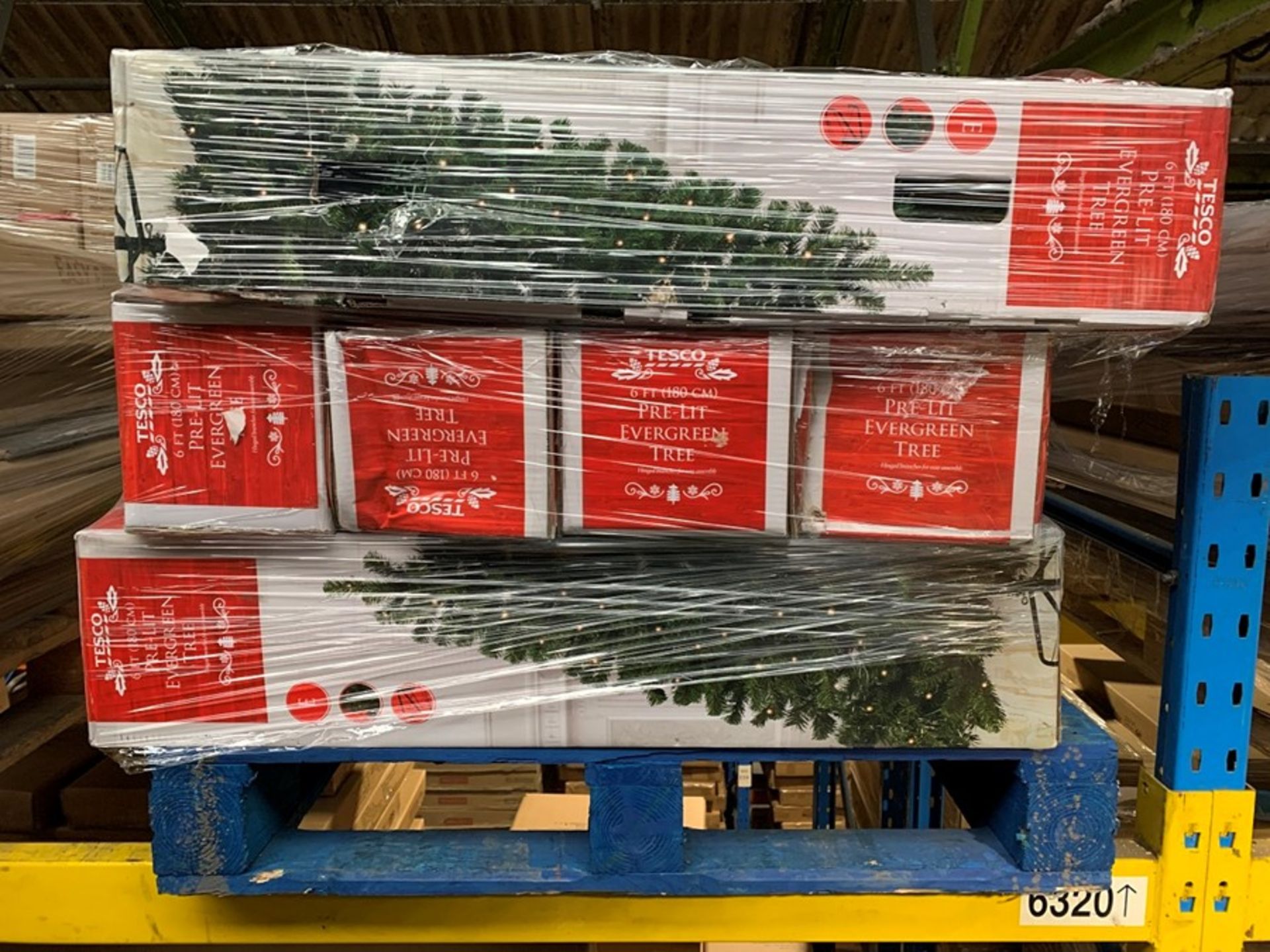 1 LOT TO CONTAIN 15 TESCO CHRISTMAS TREES IN 4FT AND 6FT SIZING (PUBLIC VIEWING AVAILABLE)