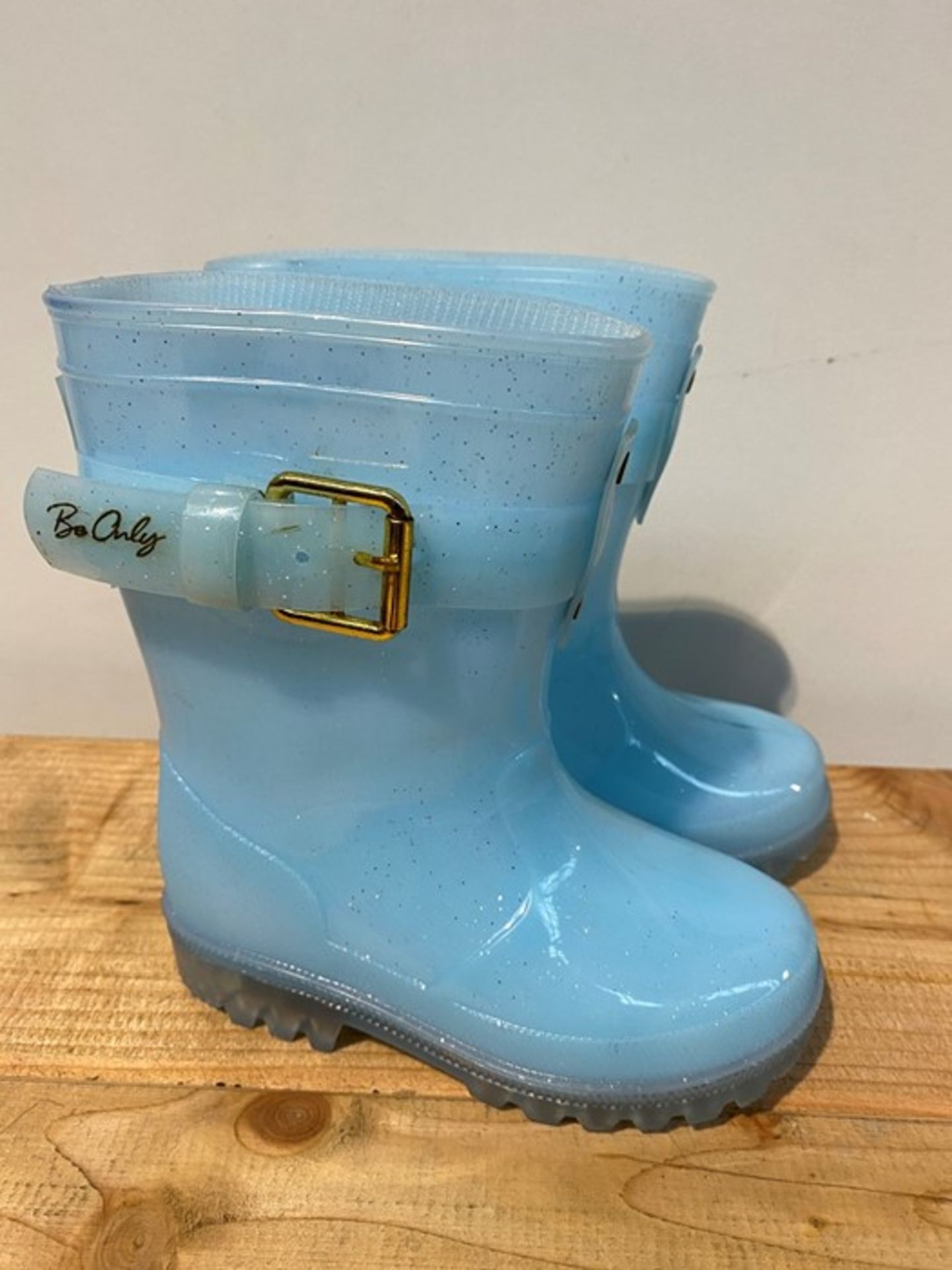 1 PAIR OF INFANT BE ONLY DOLCE FLASH LIGHT UP WELLINGTON BOOTS IN TURQUOISE BLUE / SIZE: 7 / RRP £