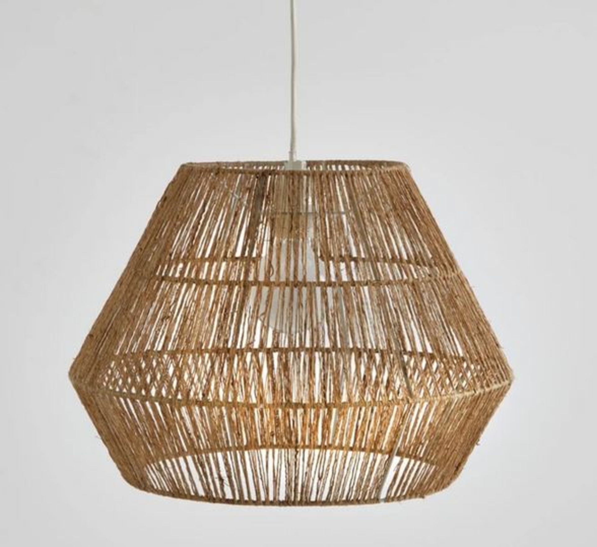 1 BOXED GRADE A DESIGNER YAKU NATURAL WOVEN HEMP PENDANT SHADE IN NATURAL / RRP £75.00 (PUBLIC