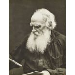 ANONYMLew Nikolajewitsch Tolstoi (1828-1910).Silbergelatineabzug,22x17 cm, gerahmt- - -22.00 %