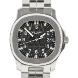 PATEK PHILIPPEMid-size gentleman's wristwatch "Aquanaut".Manufacturer/Manufaktur: Patek Philippe,
