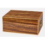 HUMIDOR2. Hälfte 20. Jh.Palisander, furniert. Rechteckiger Zigarrenkasten mit beweglichen