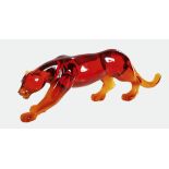 DAUMFigur, Nancy, um 2000.Vollplastischer, bernsteinfarbener Panther.Pâte de verre (