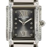 PATEK PHILIPPESmall lady's wristwatch "Twenty-4".Manufacturer/Manufaktur: Patek Philippe, Geneva.