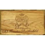 CHÂTEAU MOUTON ROTHSCHILDPauillac, Premier Grand Cru Classé, 1987.12 Flaschen. OHK.5xIN, 7xBN.2