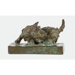 PARSONS, EMMA BEATRICE1870 London 1955Scottish Terrier mit nach hinten gewandtem Kopf.Bronze,