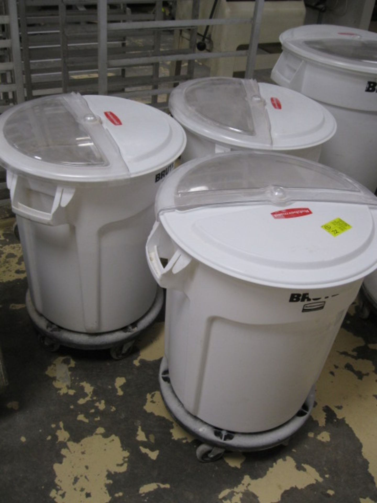 Rubbermaid bins on rollers